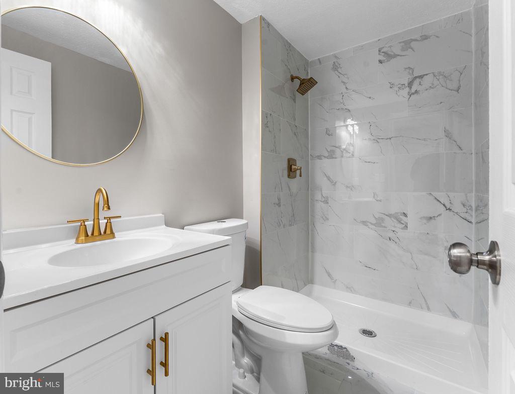 WILLOW WOOD ESTATES - Residential