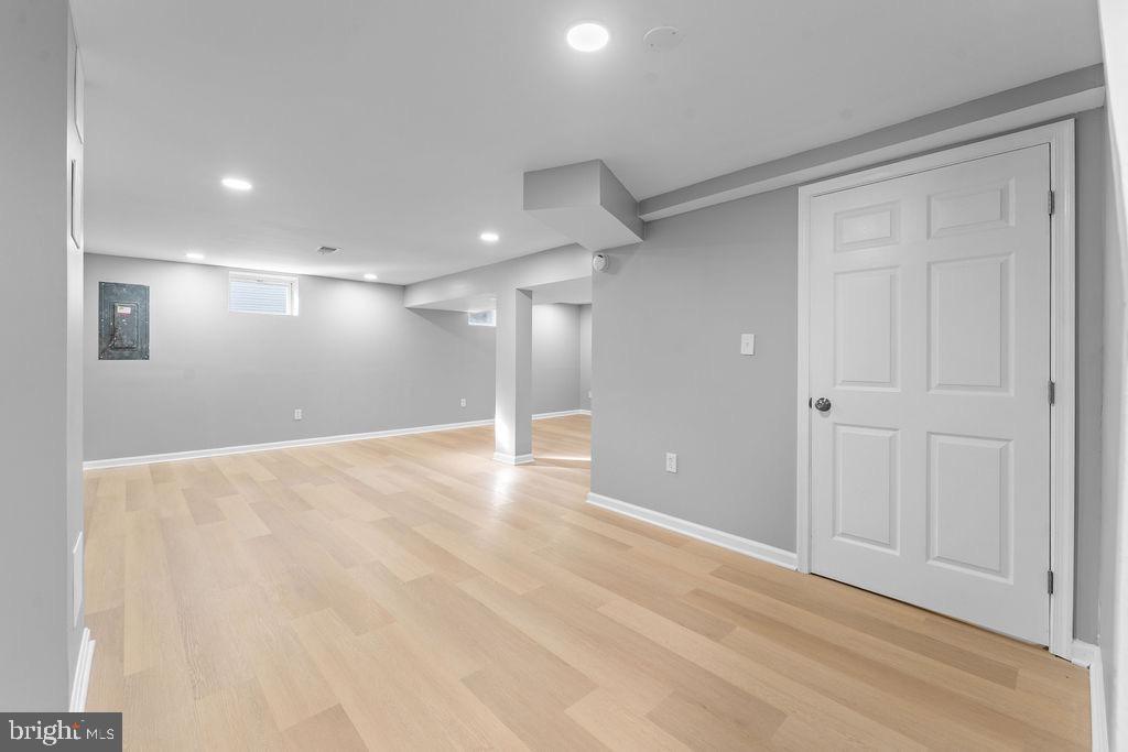 WILLOW WOOD ESTATES - Residential