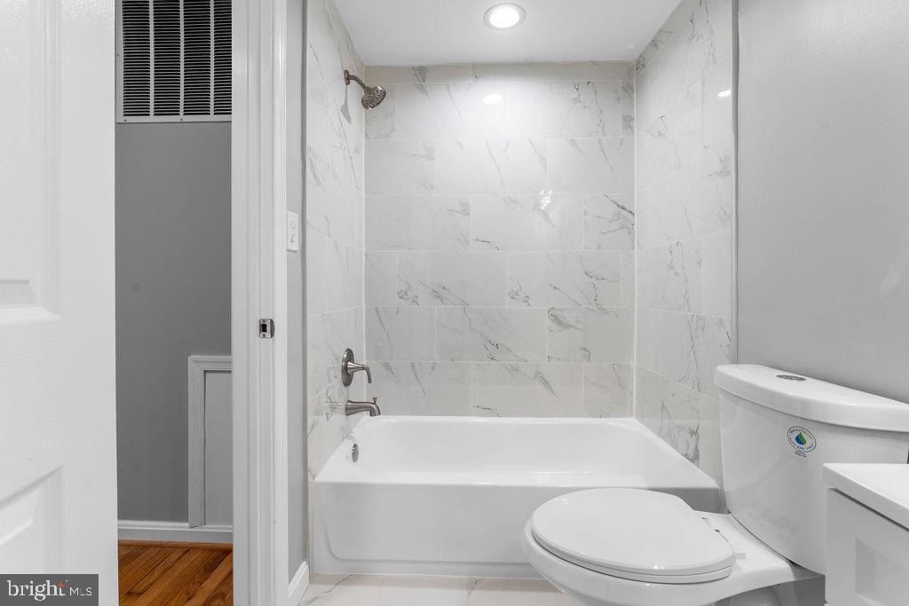 WILLOW WOOD ESTATES - Residential