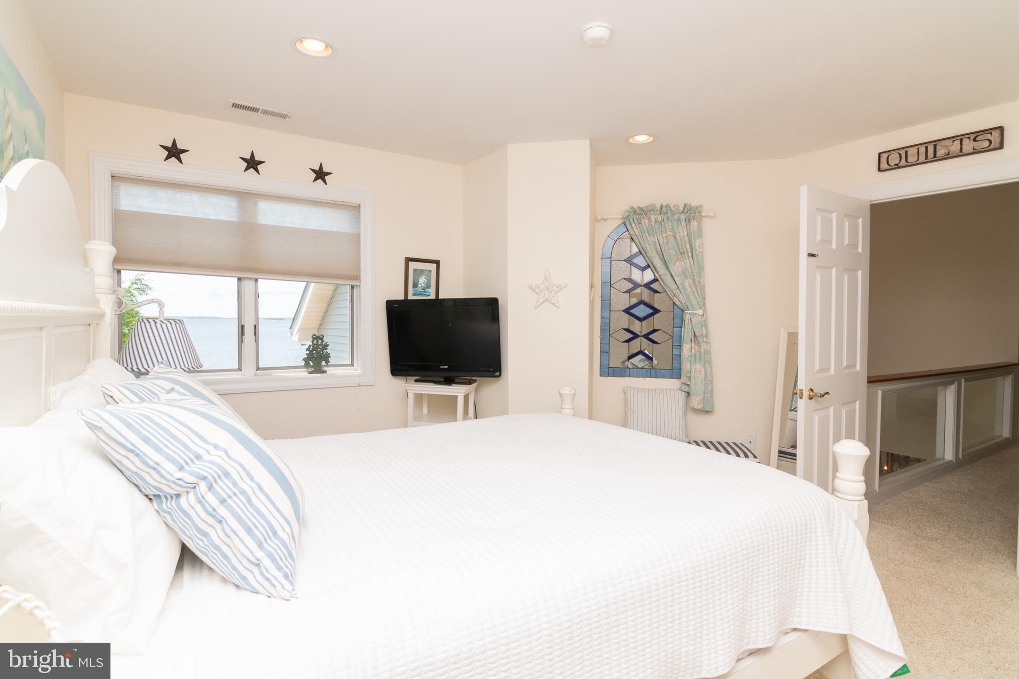 NANTUCKET POINT - Residential