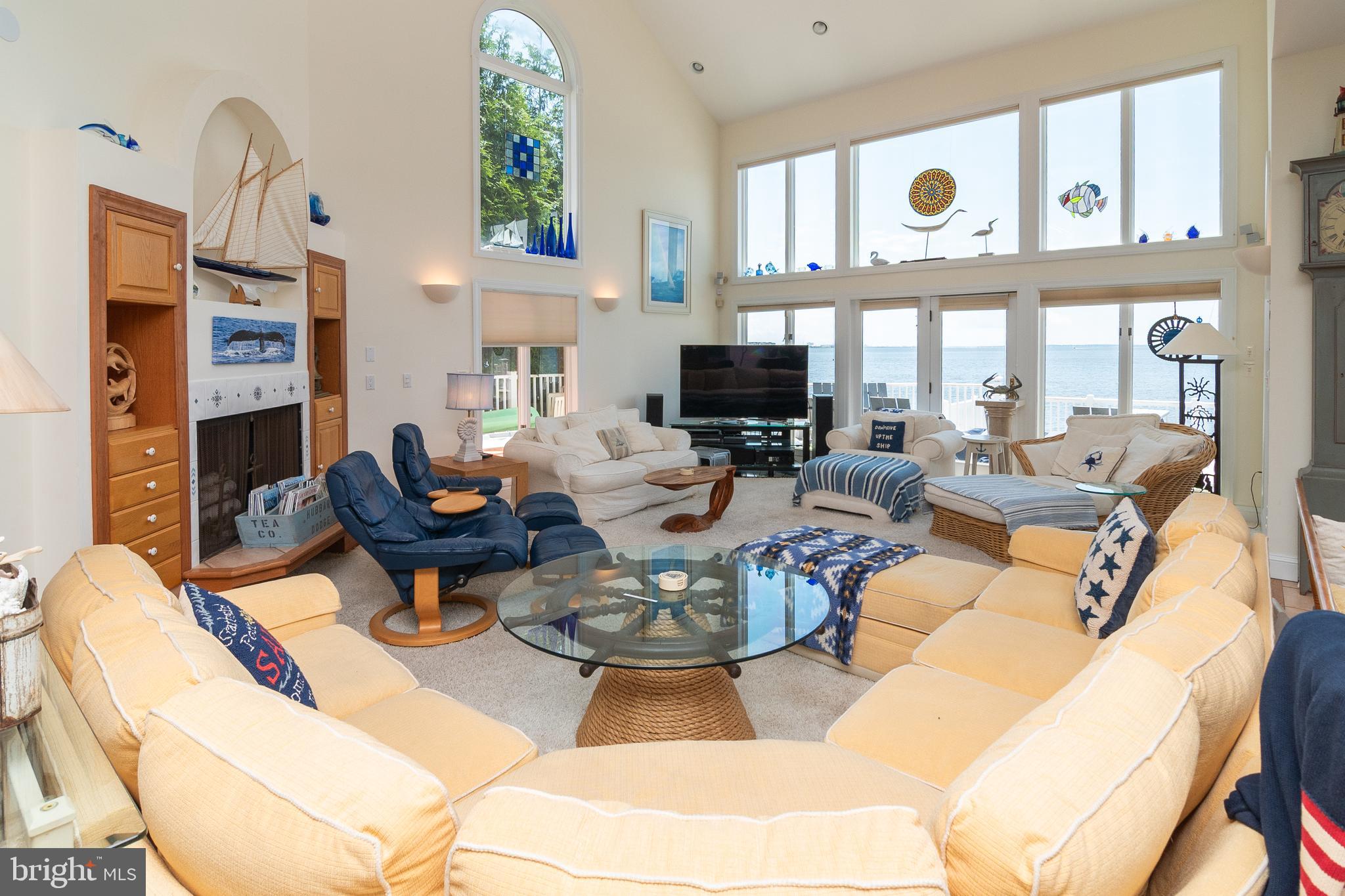 NANTUCKET POINT - Residential