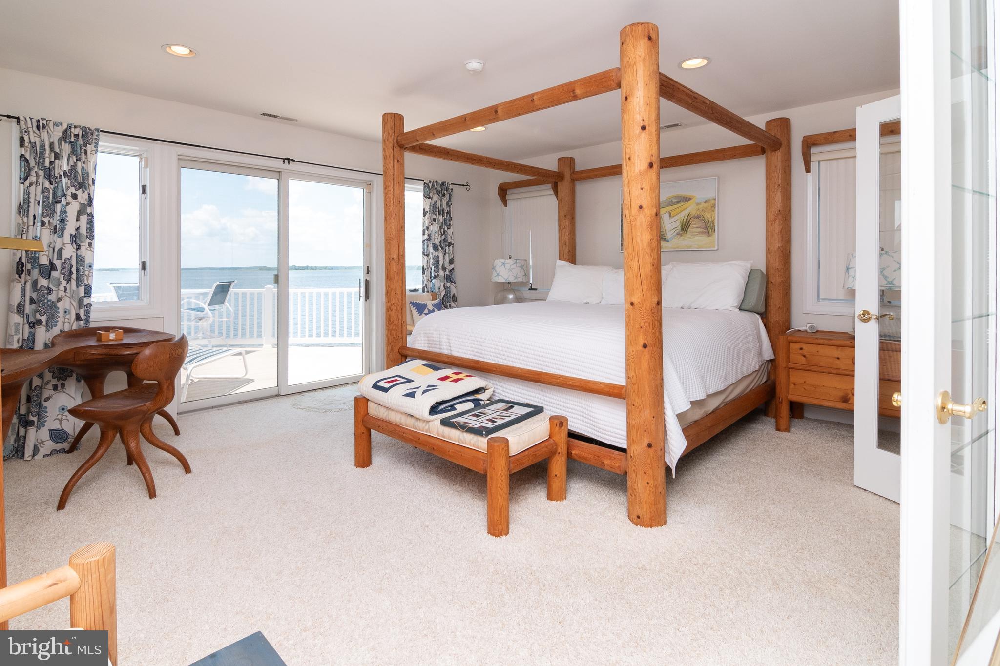 NANTUCKET POINT - Residential