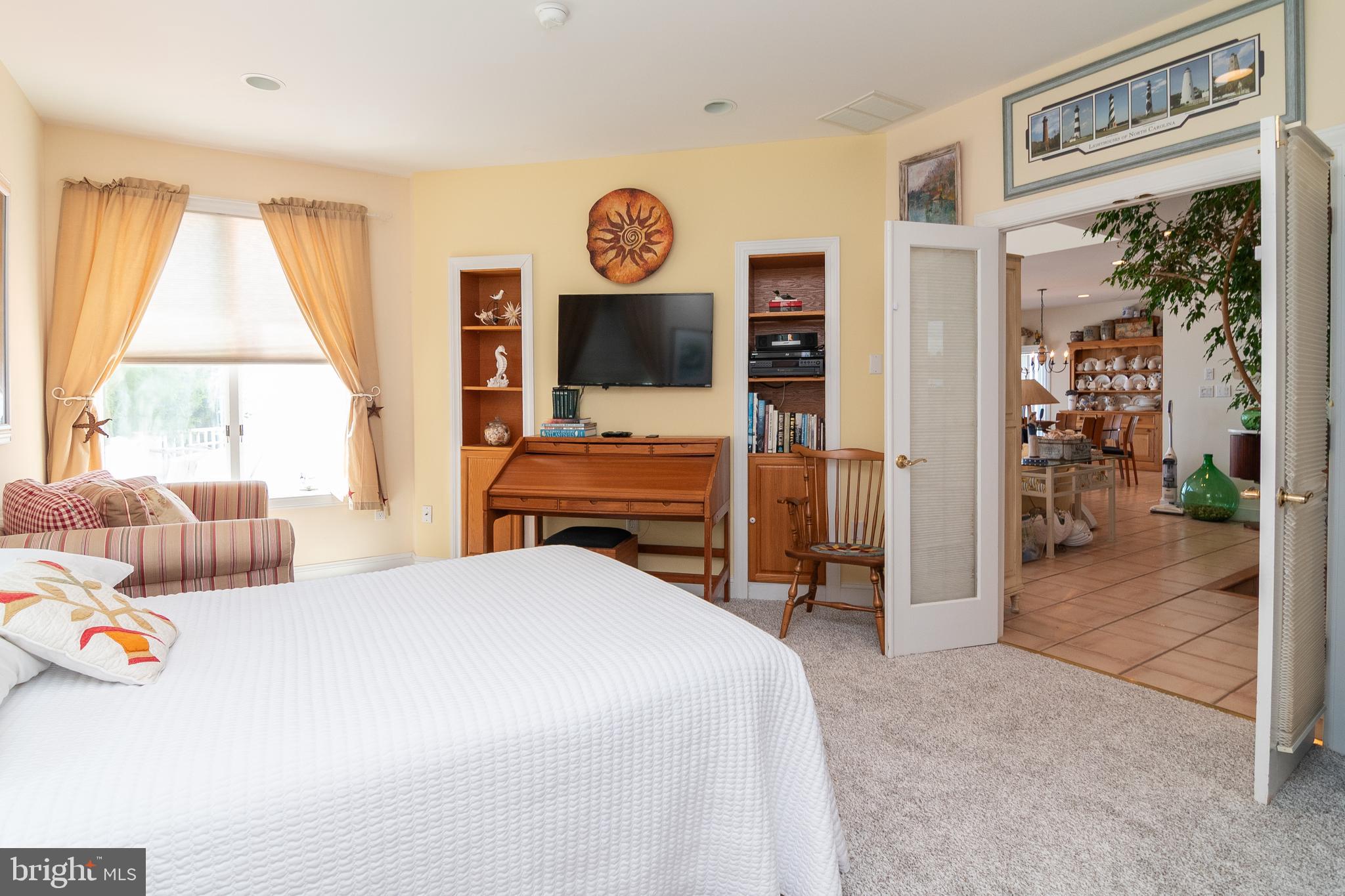 NANTUCKET POINT - Residential