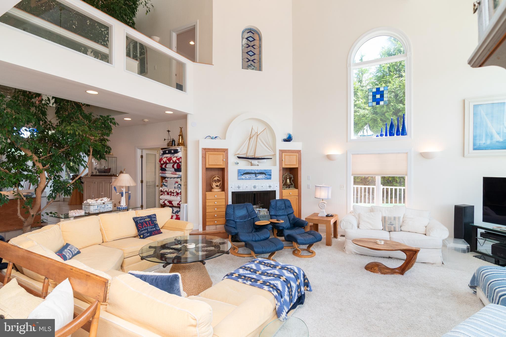 NANTUCKET POINT - Residential