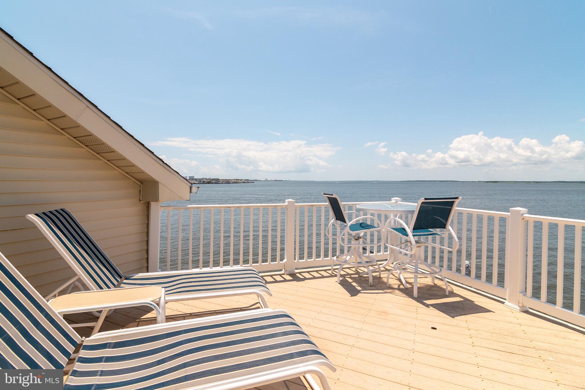 NANTUCKET POINT - Residential