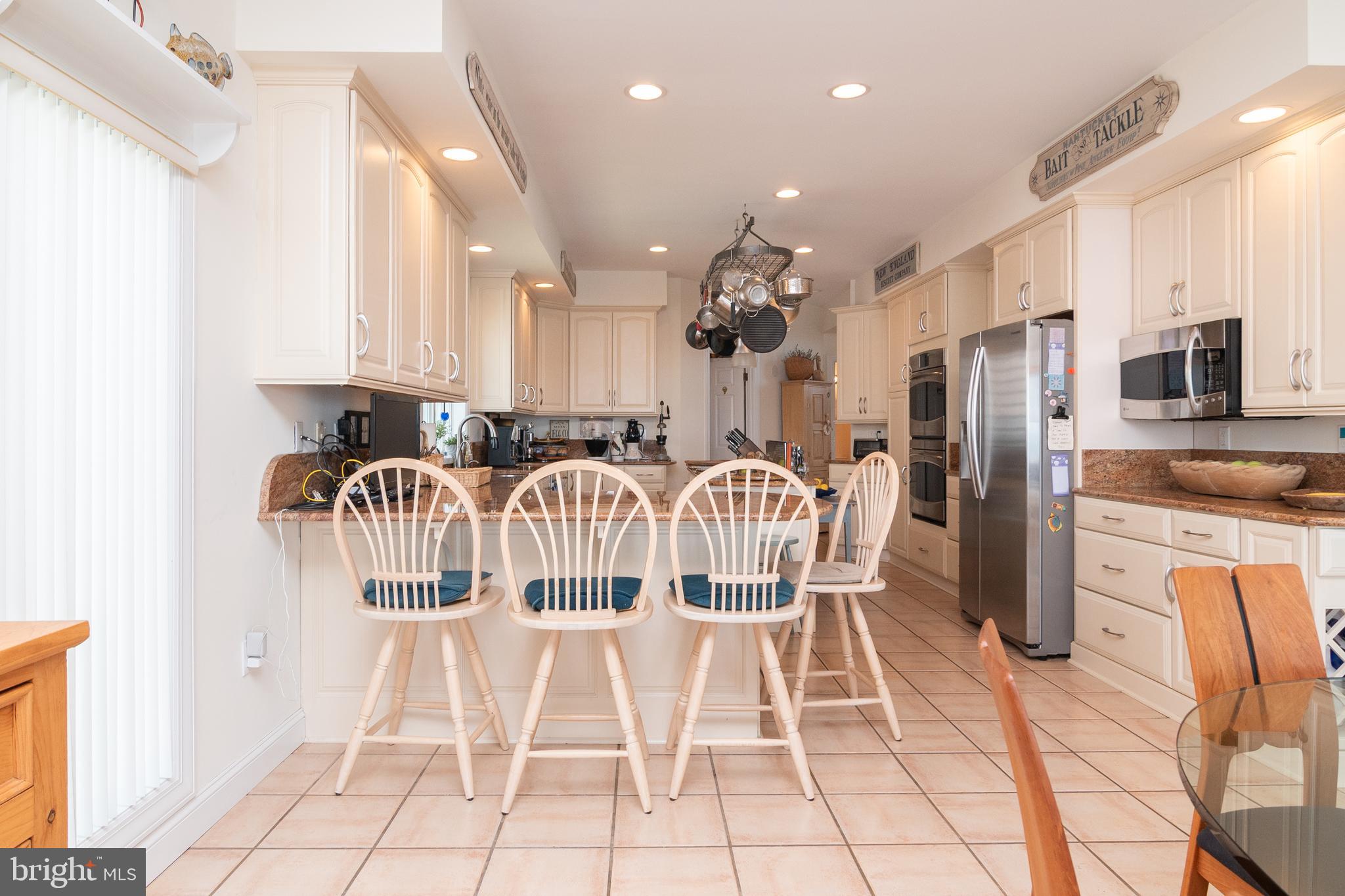 NANTUCKET POINT - Residential