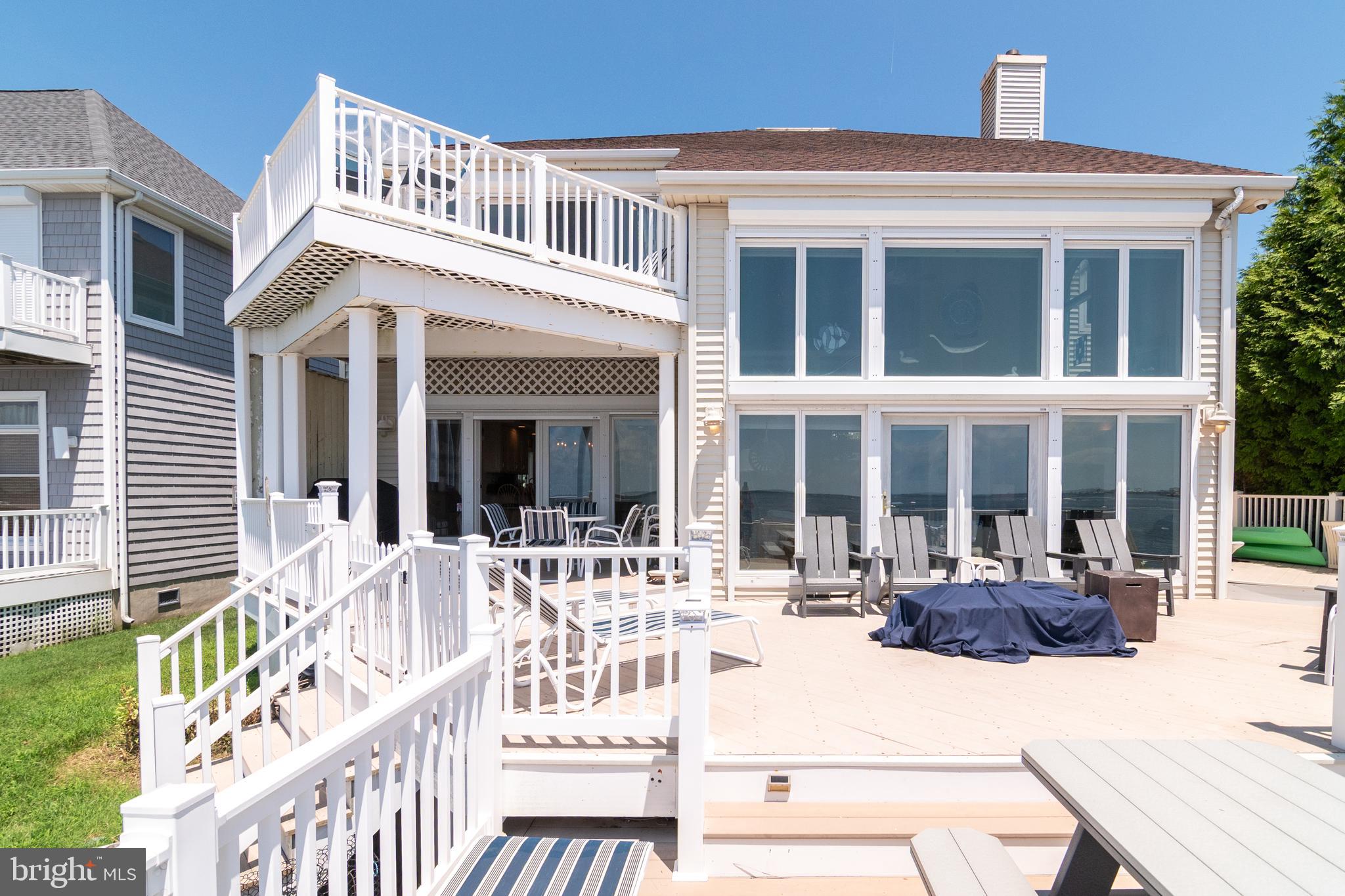 NANTUCKET POINT - Residential