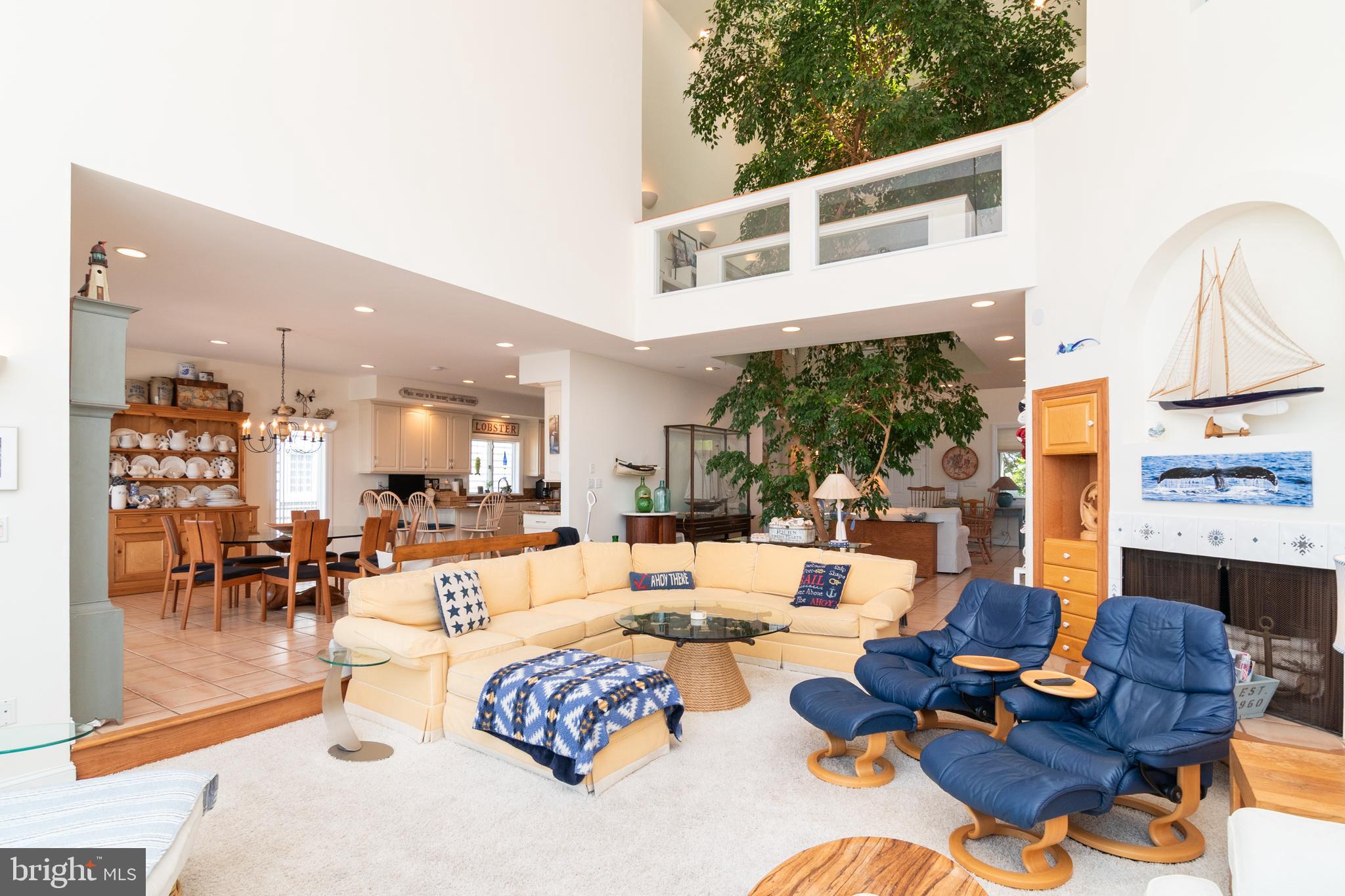 NANTUCKET POINT - Residential