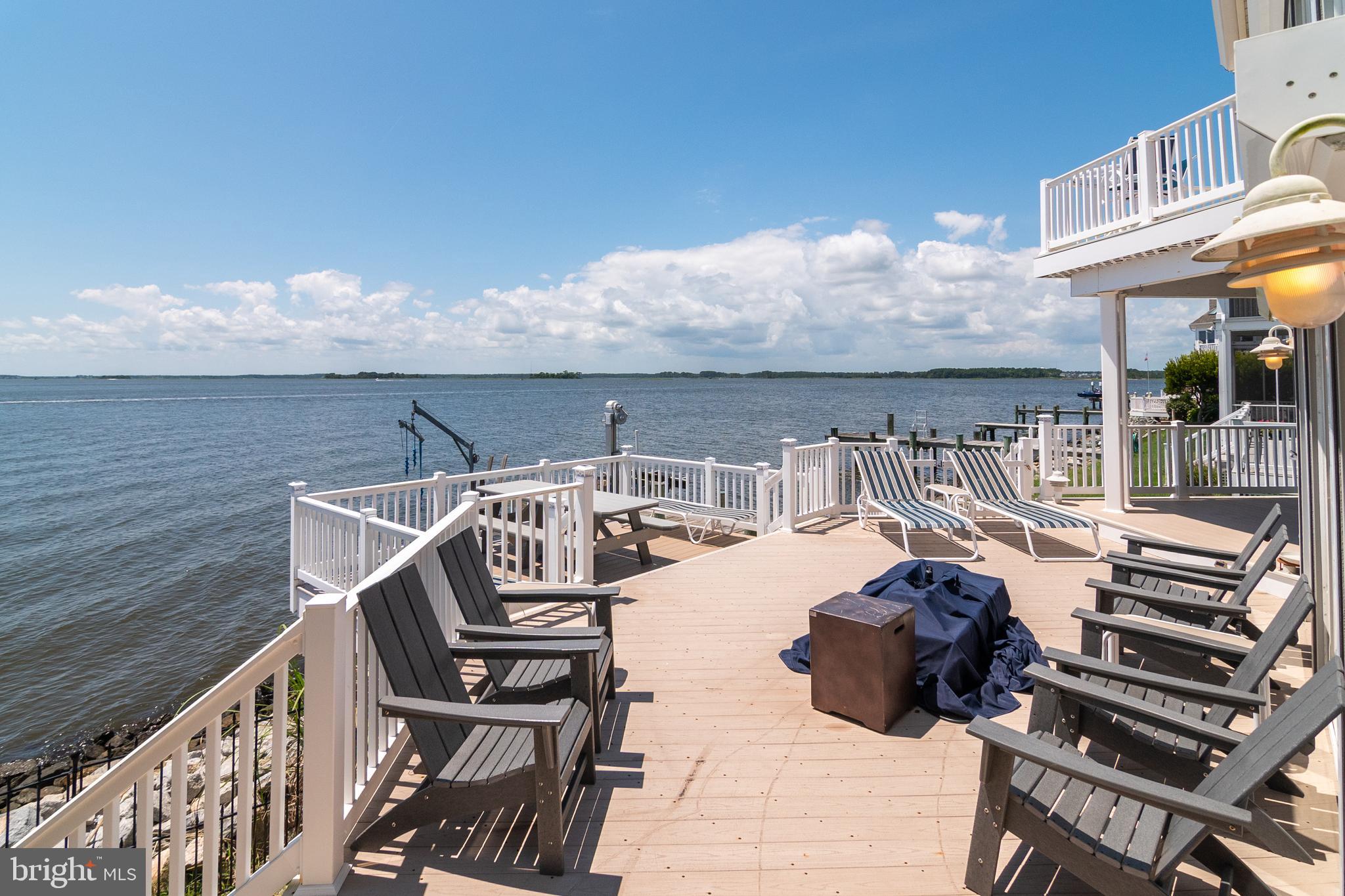 NANTUCKET POINT - Residential