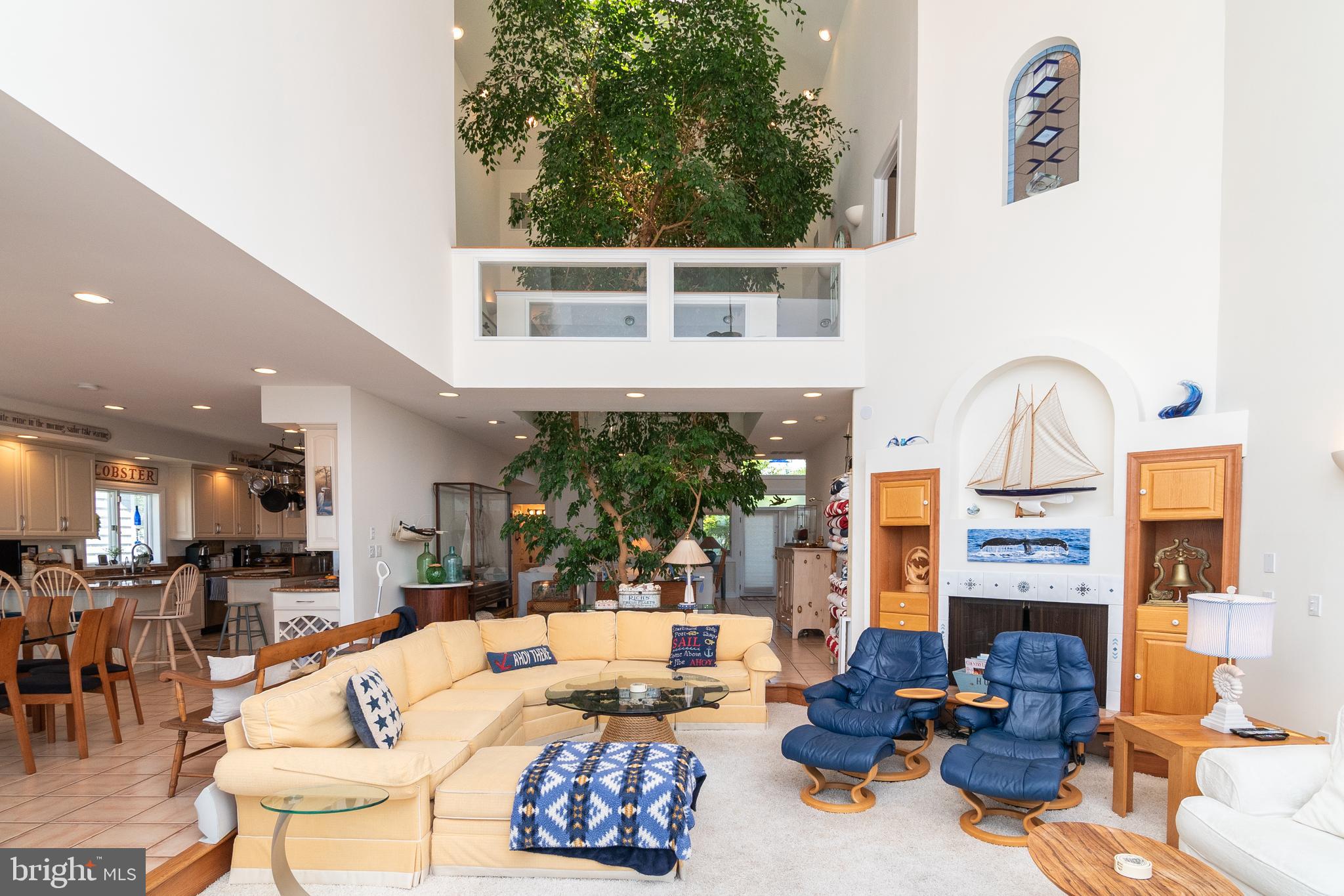 NANTUCKET POINT - Residential