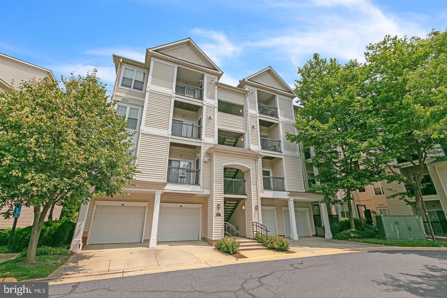 FAIRFAX RIDGE - Residential Lease