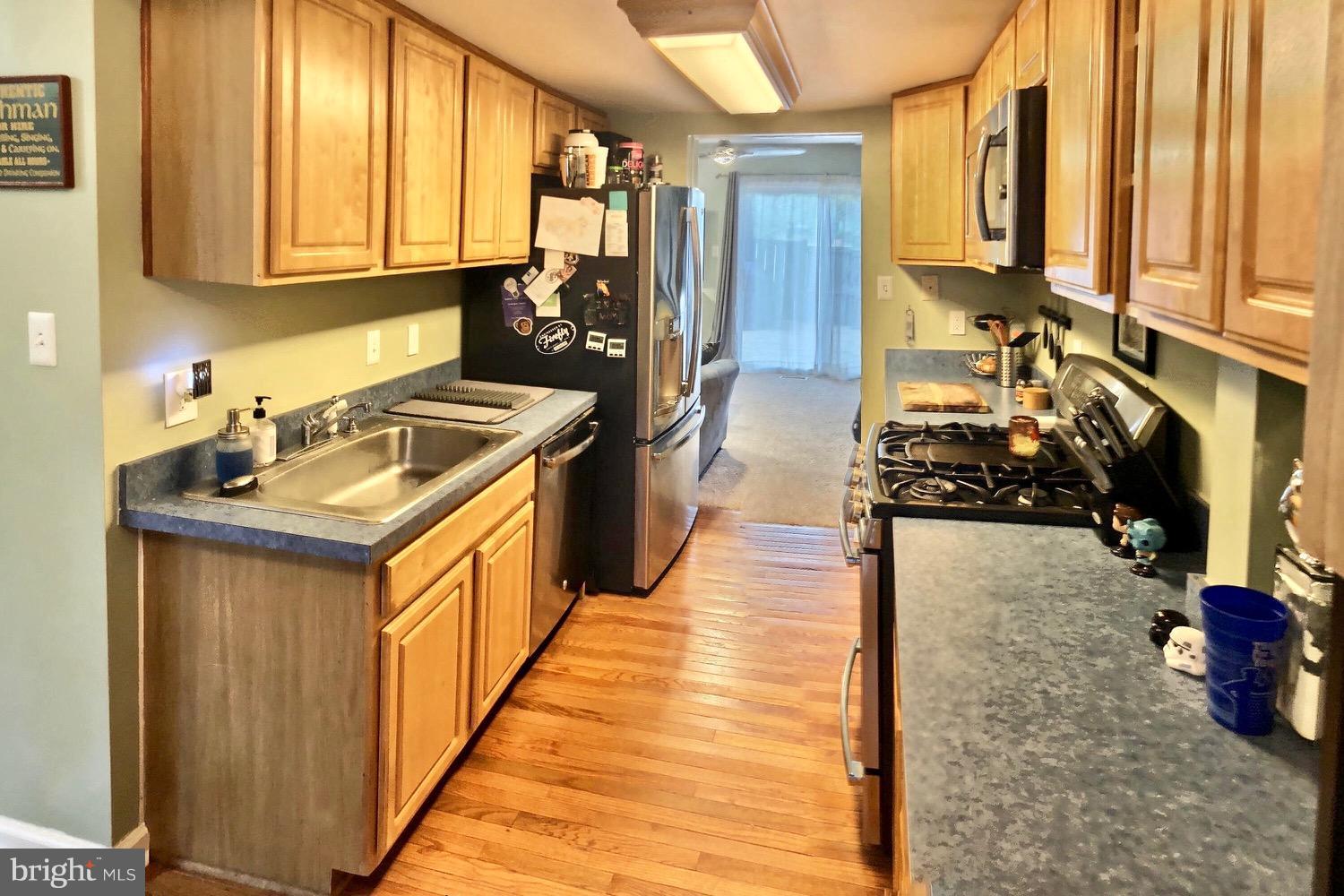 CROFTON MEADOWS - Residential