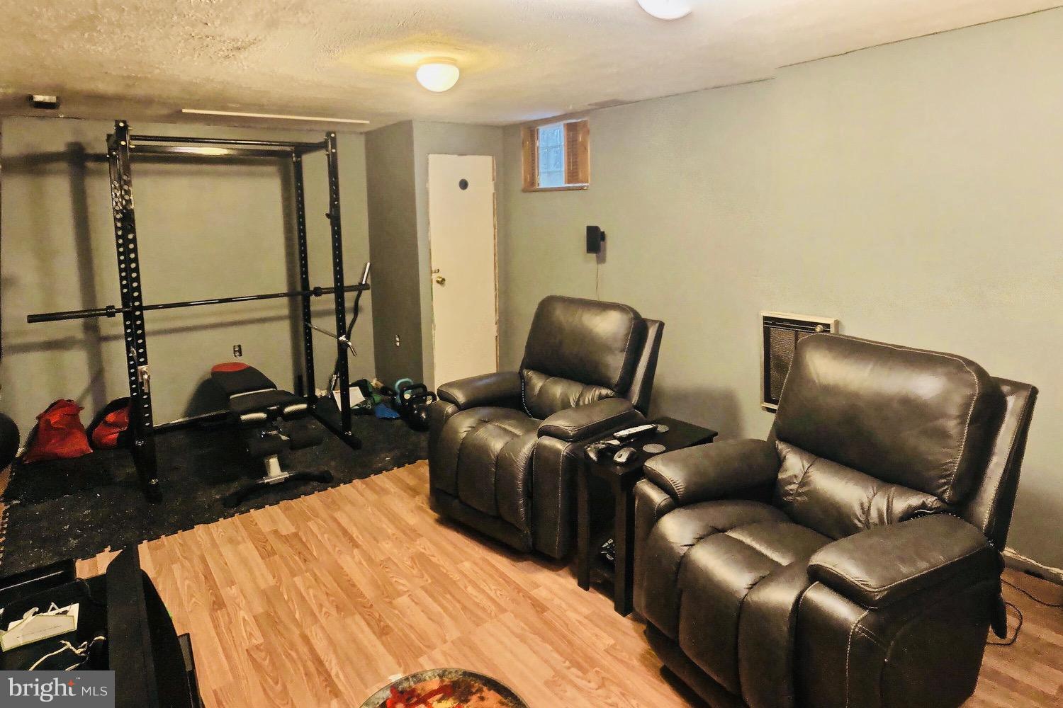 CROFTON MEADOWS - Residential