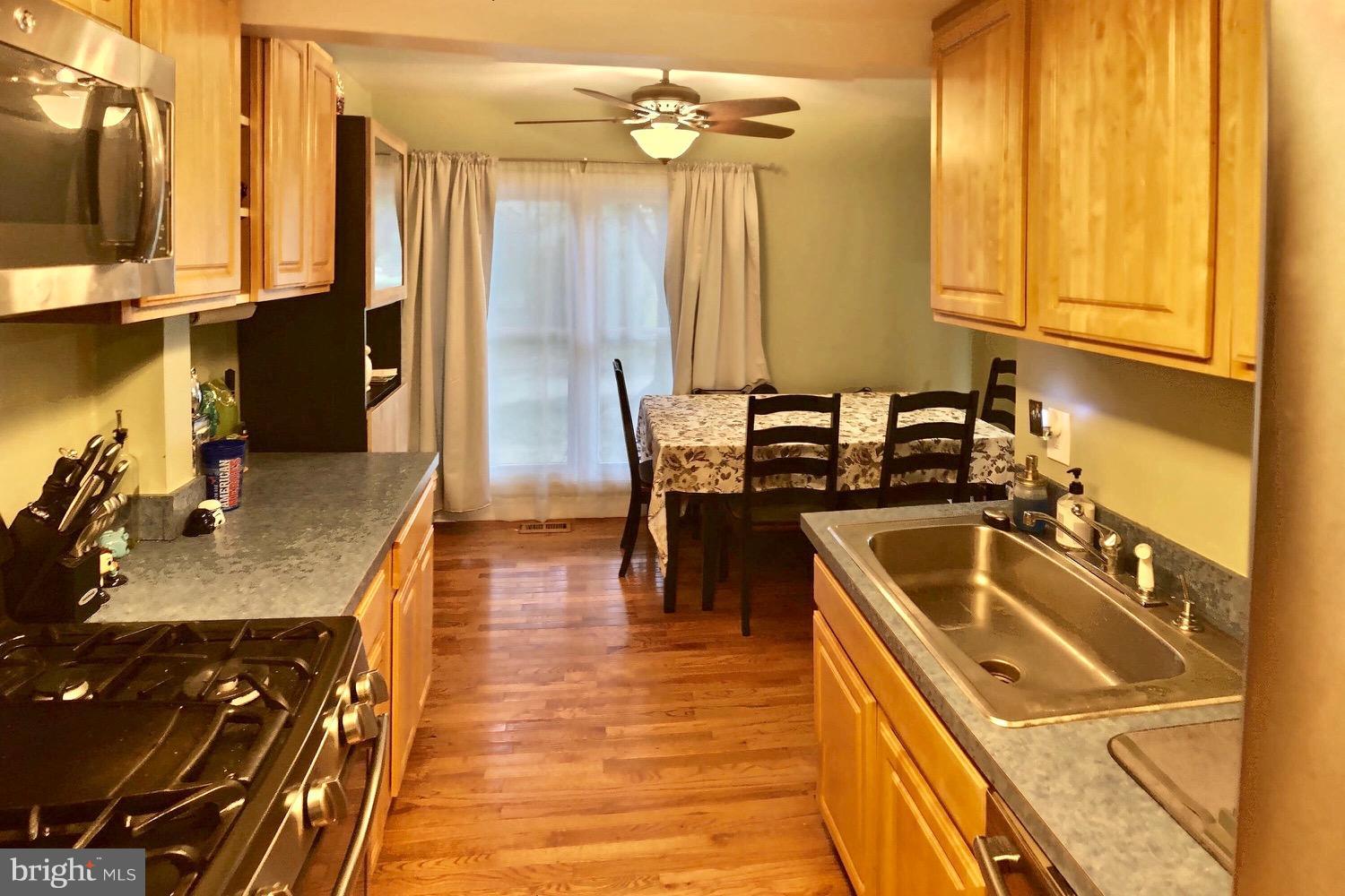 CROFTON MEADOWS - Residential