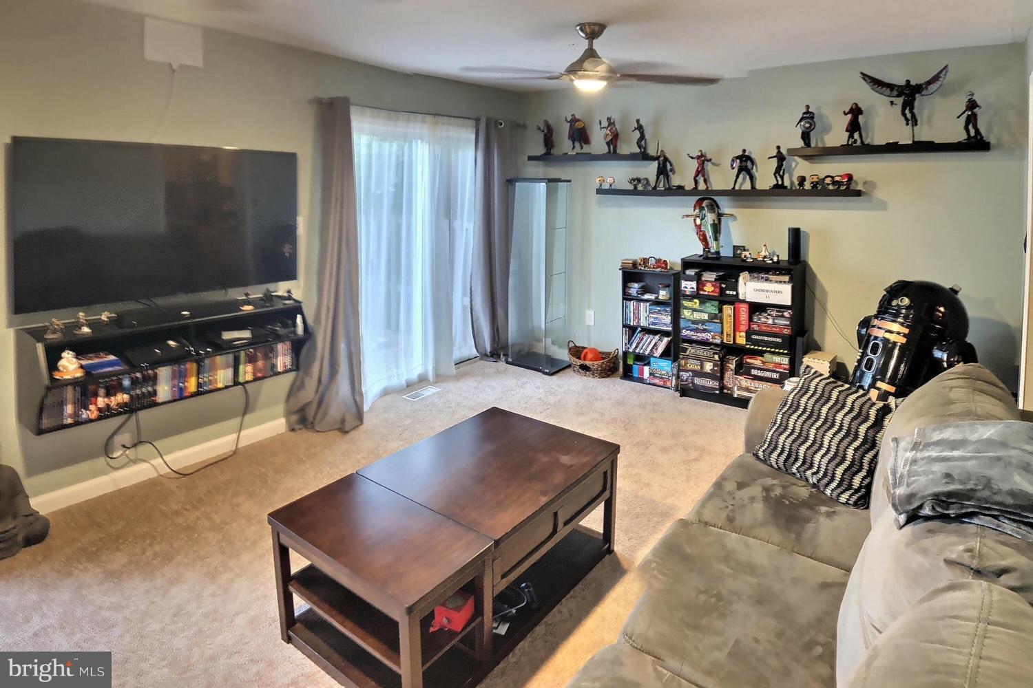 CROFTON MEADOWS - Residential