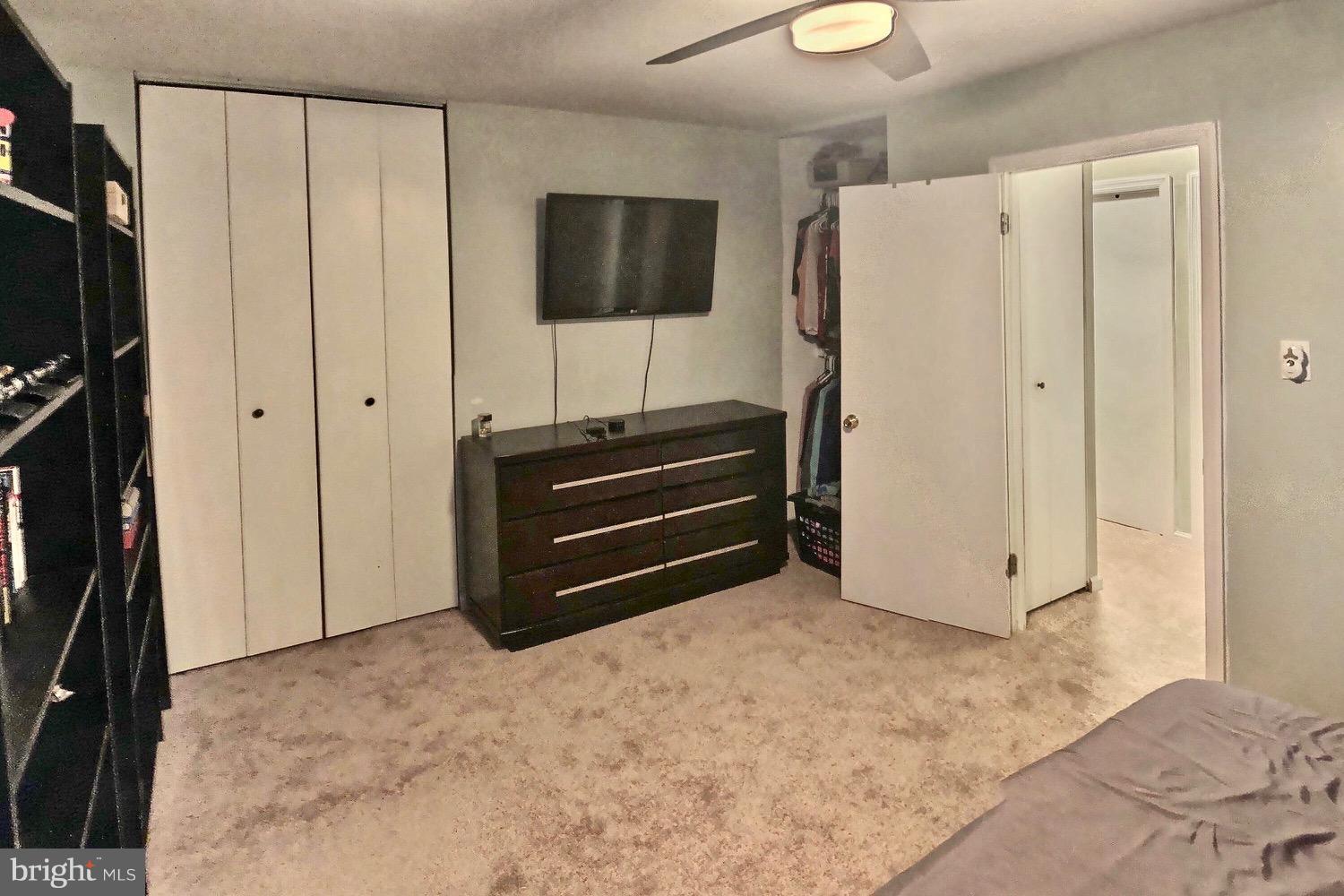 CROFTON MEADOWS - Residential