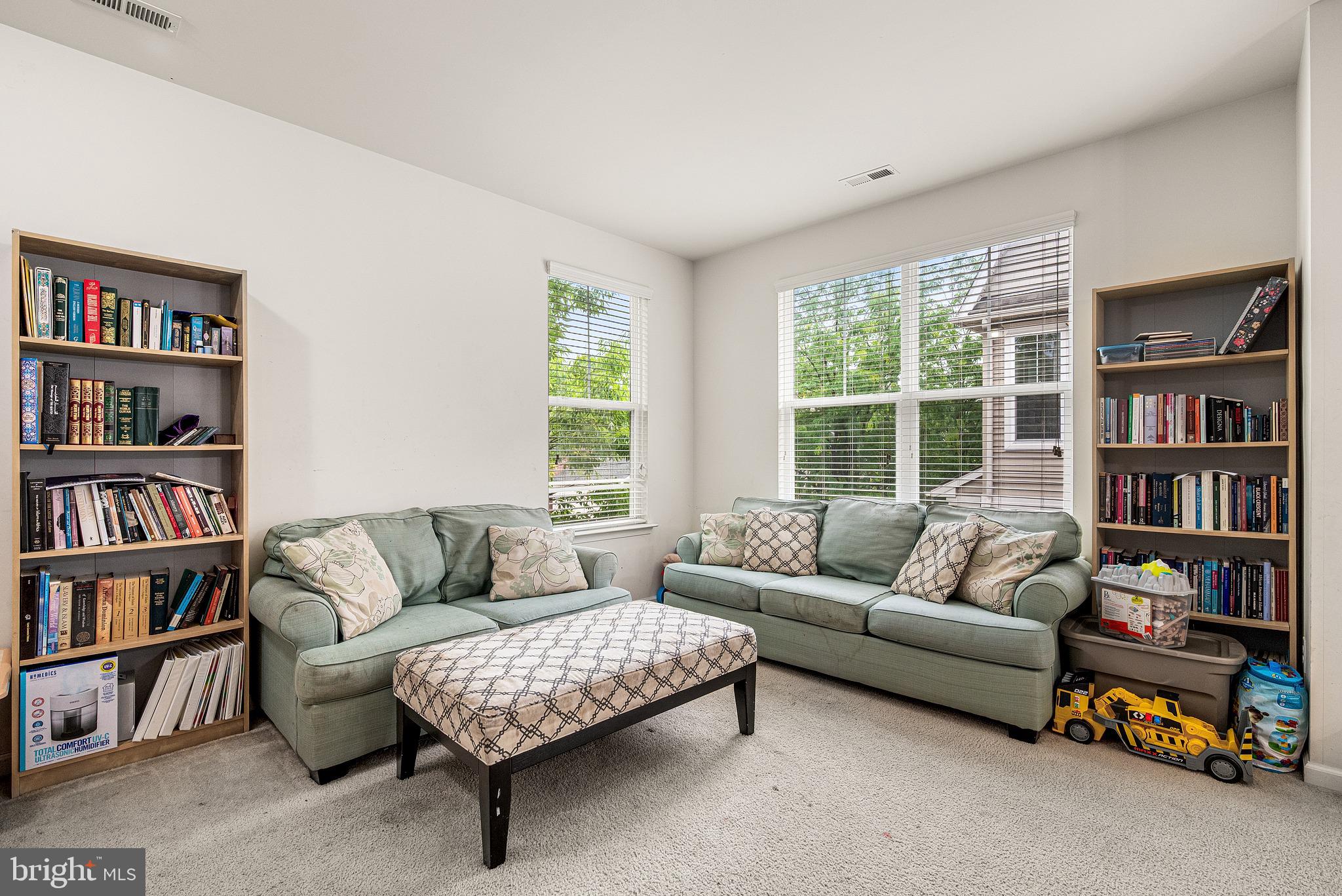 NORRISTOWN - Residential