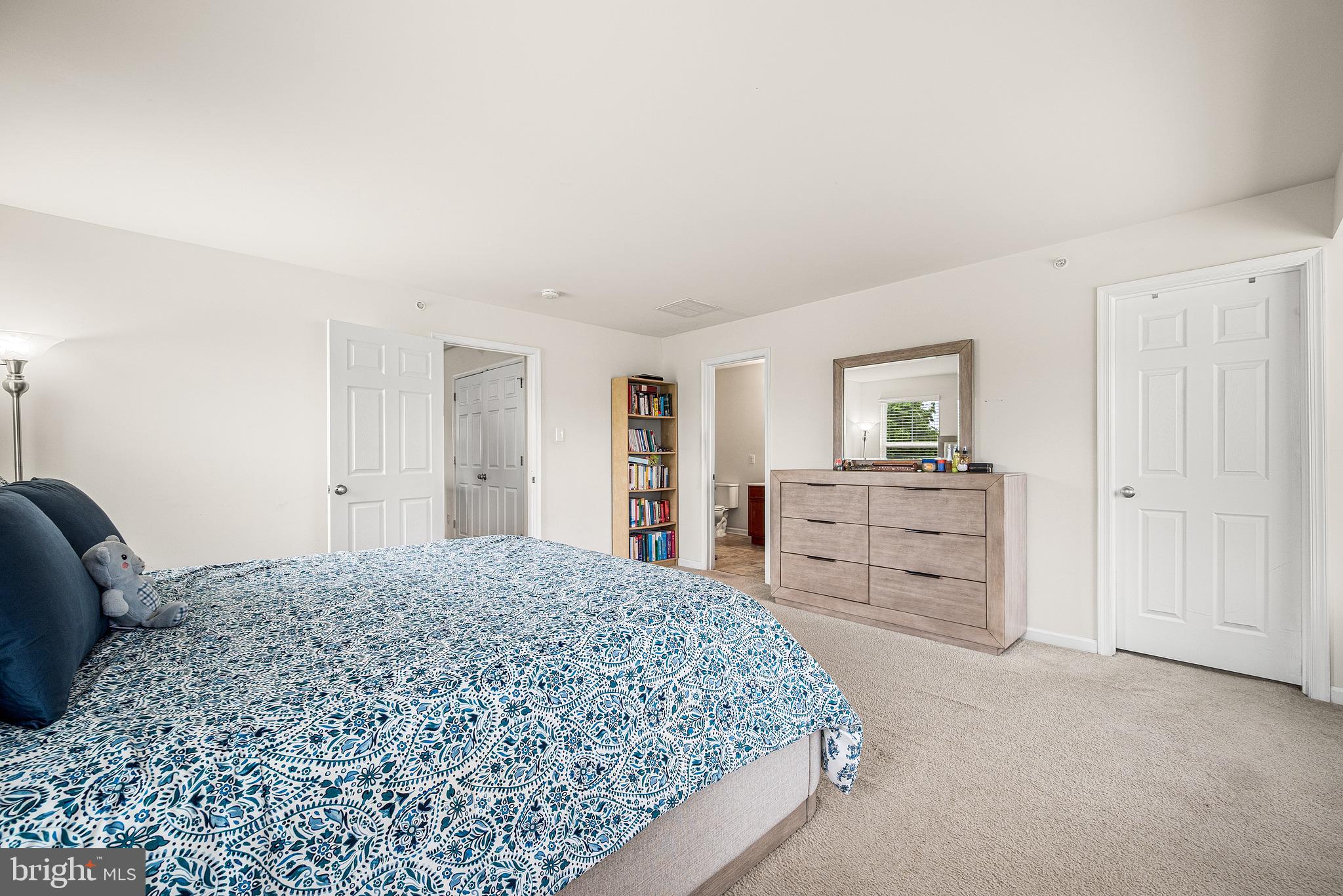 NORRISTOWN - Residential
