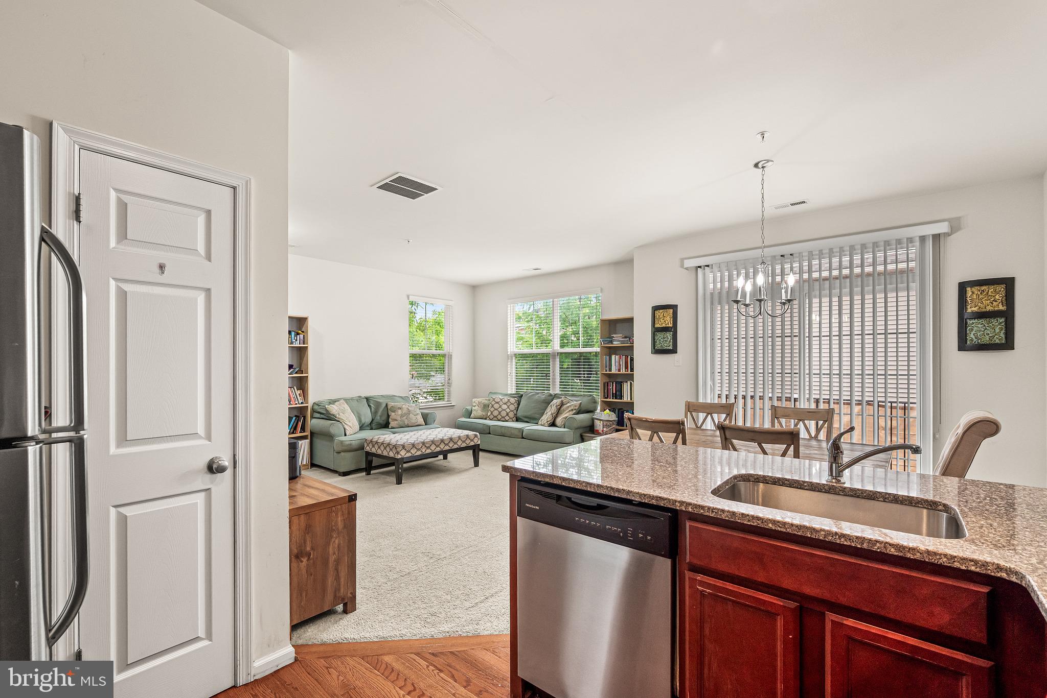 NORRISTOWN - Residential