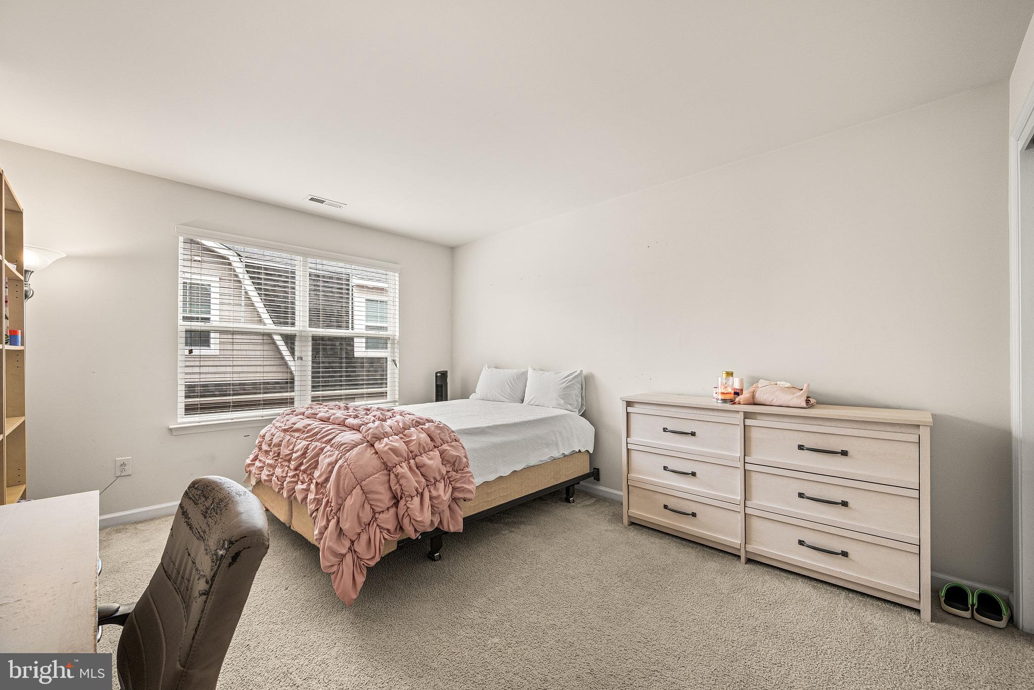 NORRISTOWN - Residential