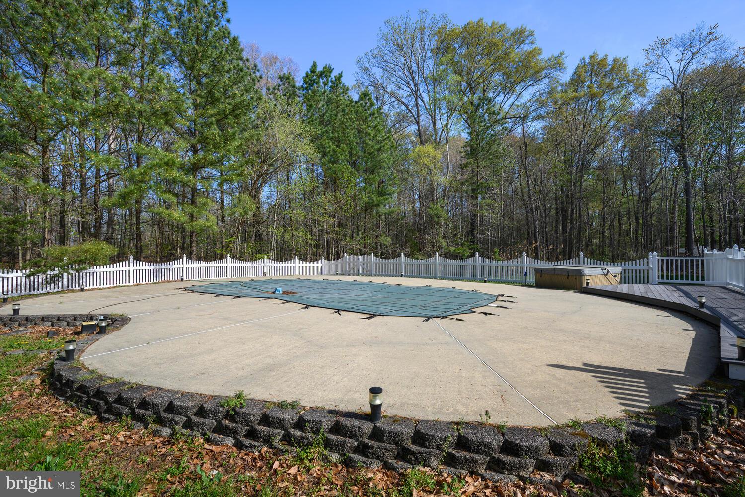 LONGWOODS - Residential