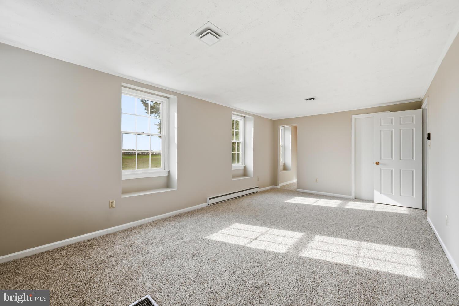 LONGWOODS - Residential