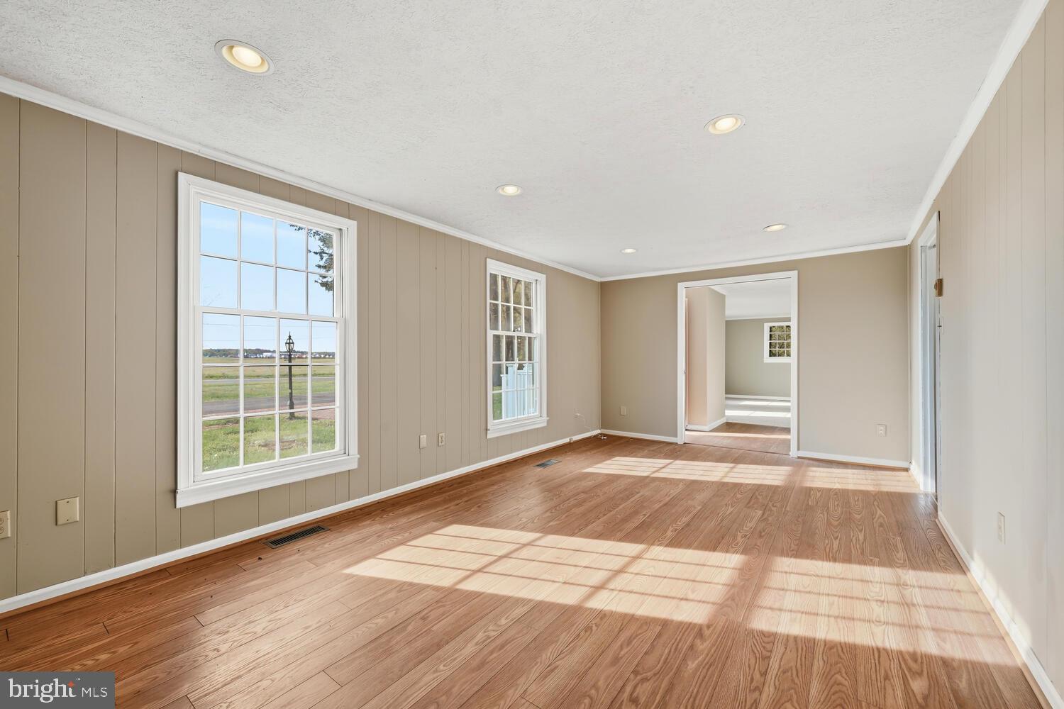 LONGWOODS - Residential