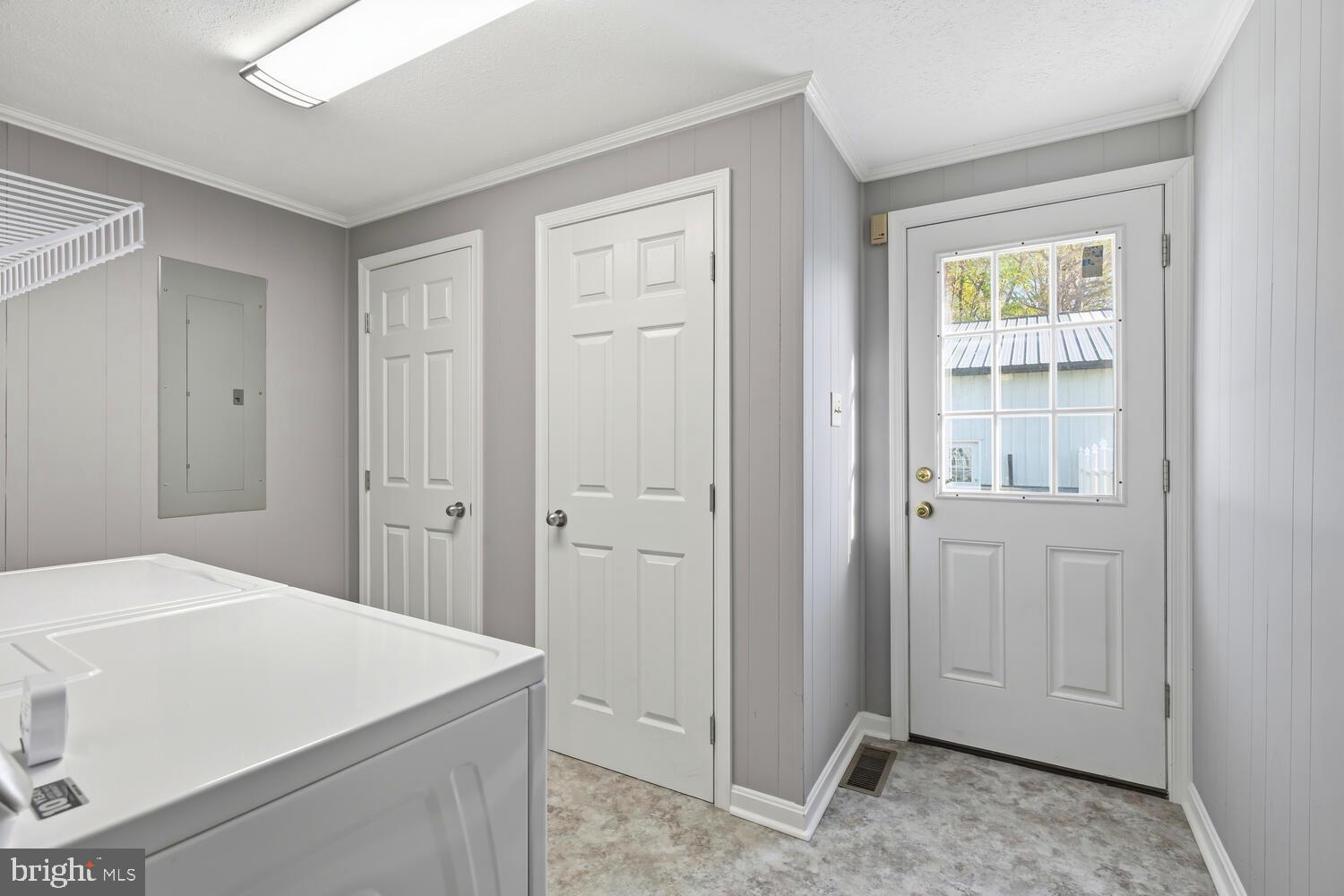 LONGWOODS - Residential