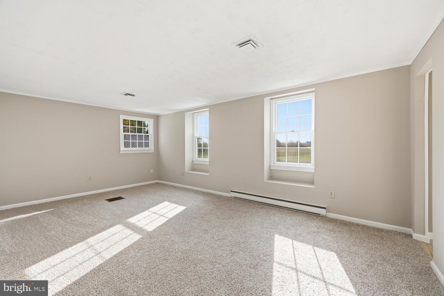 LONGWOODS - Residential