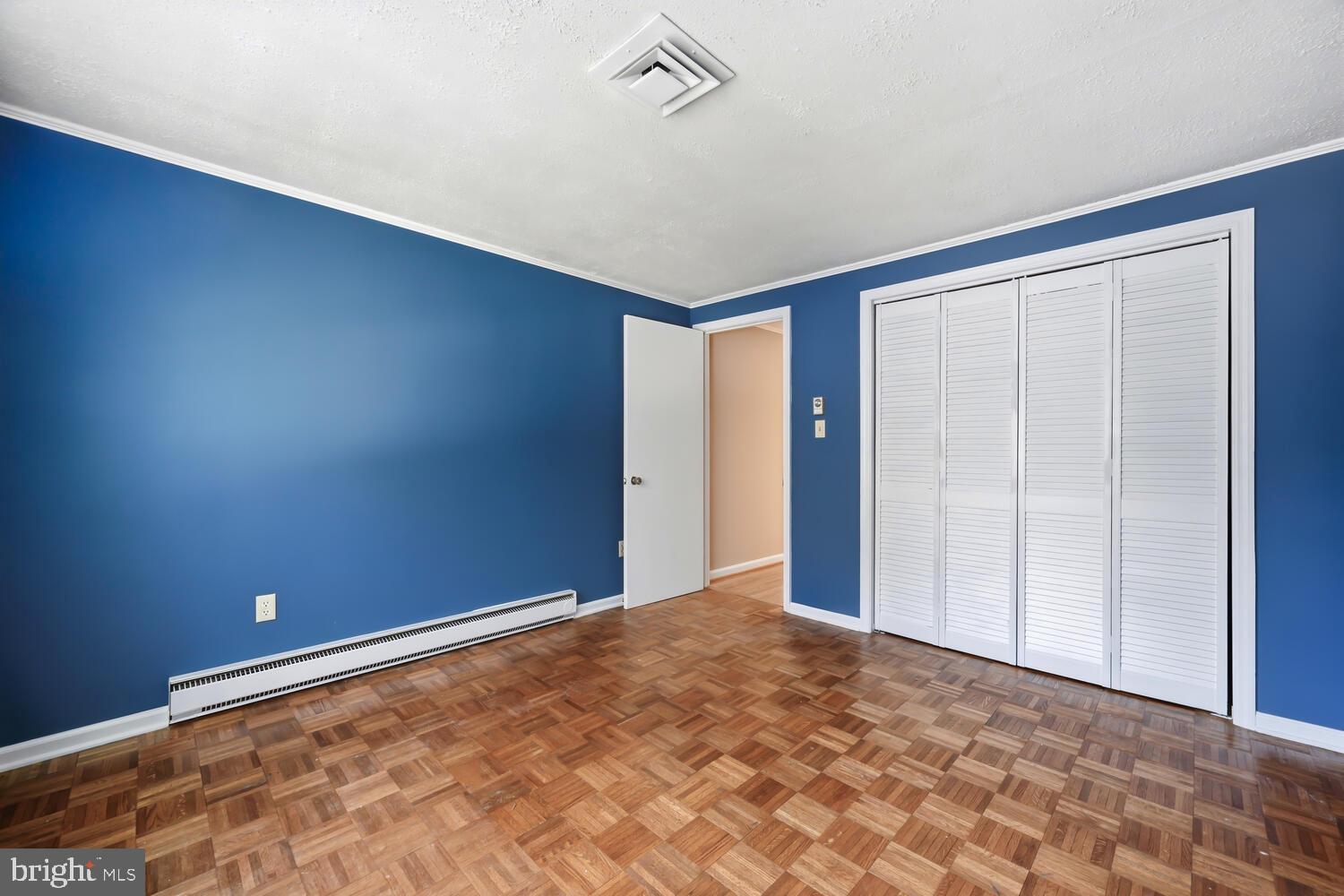 LONGWOODS - Residential