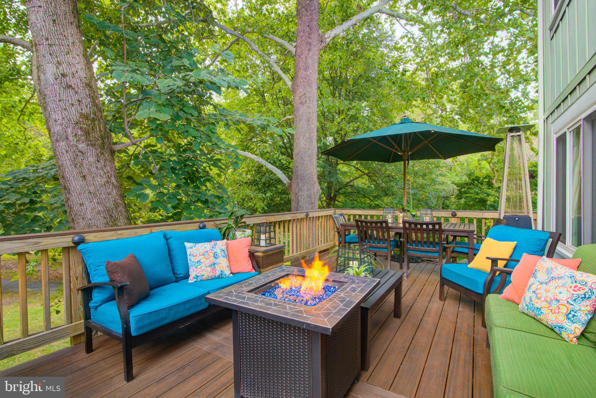 1442 YELLOWWOOD COURT