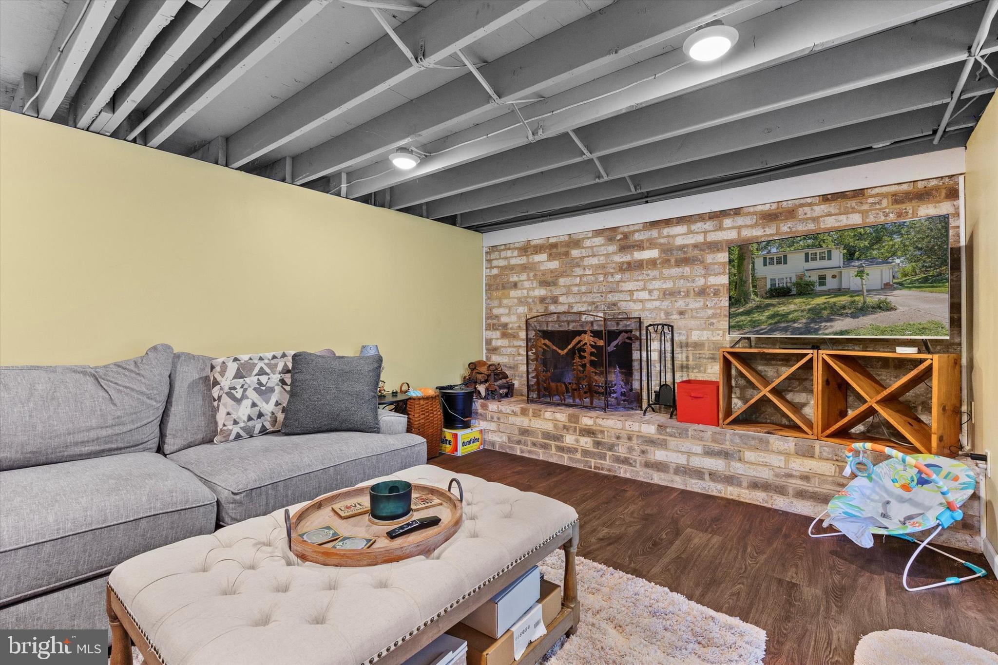 GREEN LANE FARMS - Residential