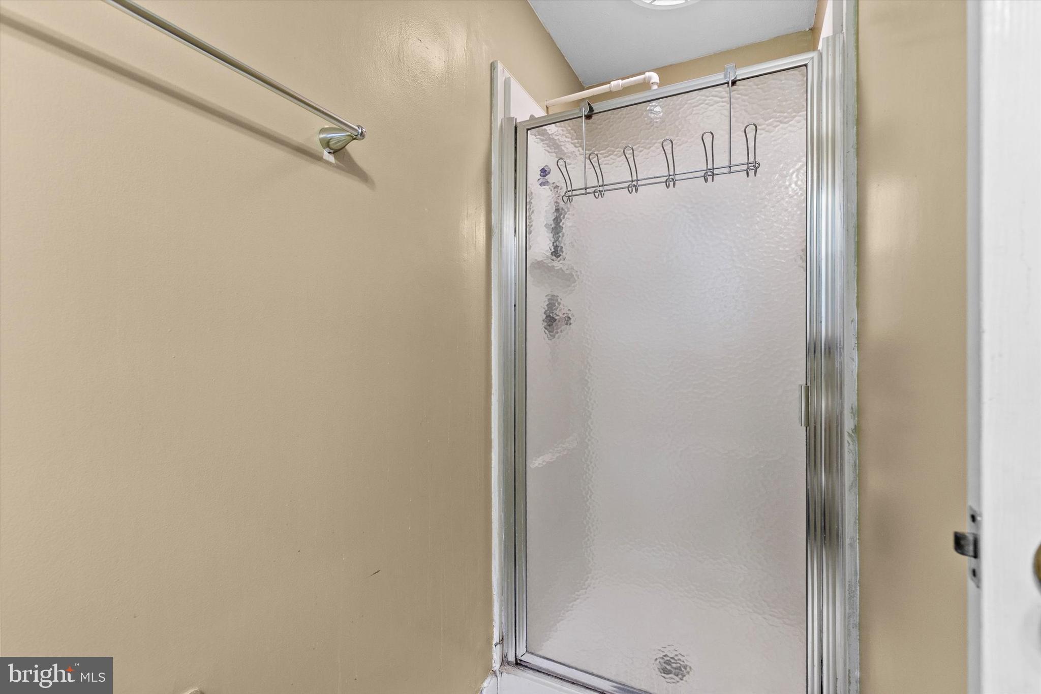 GREEN LANE FARMS - Residential