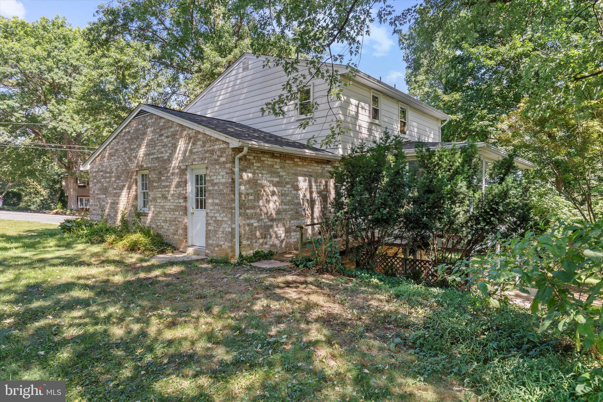 GREEN LANE FARMS - Residential