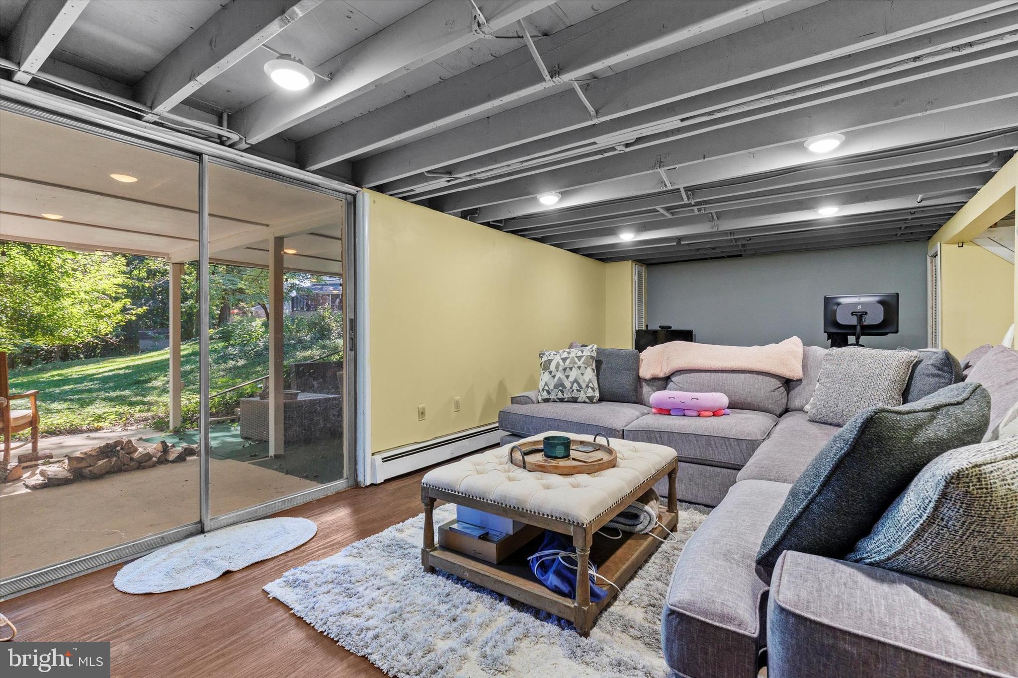 GREEN LANE FARMS - Residential