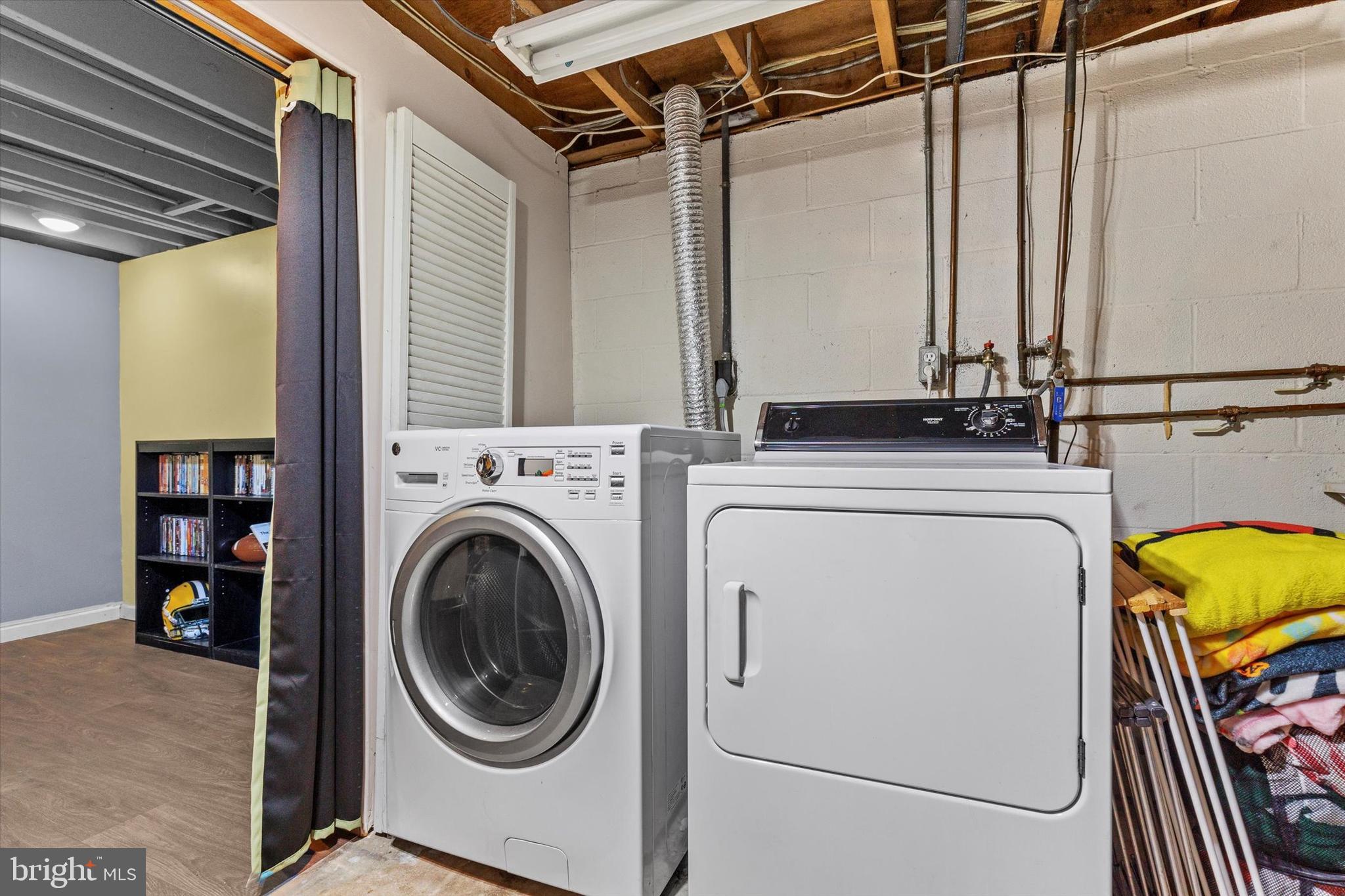 GREEN LANE FARMS - Residential