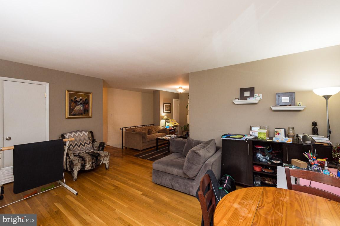 ROSE HILL PARK - Residential