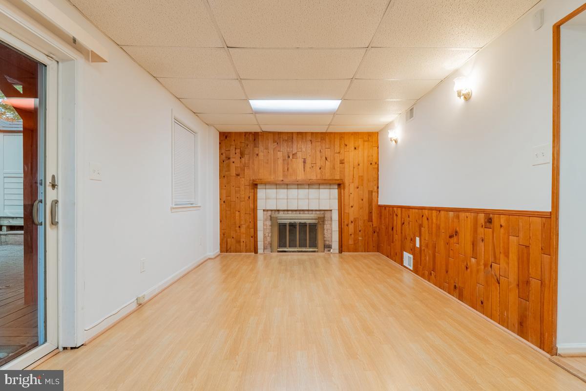 KEENE MILL WOODS - Residential Lease