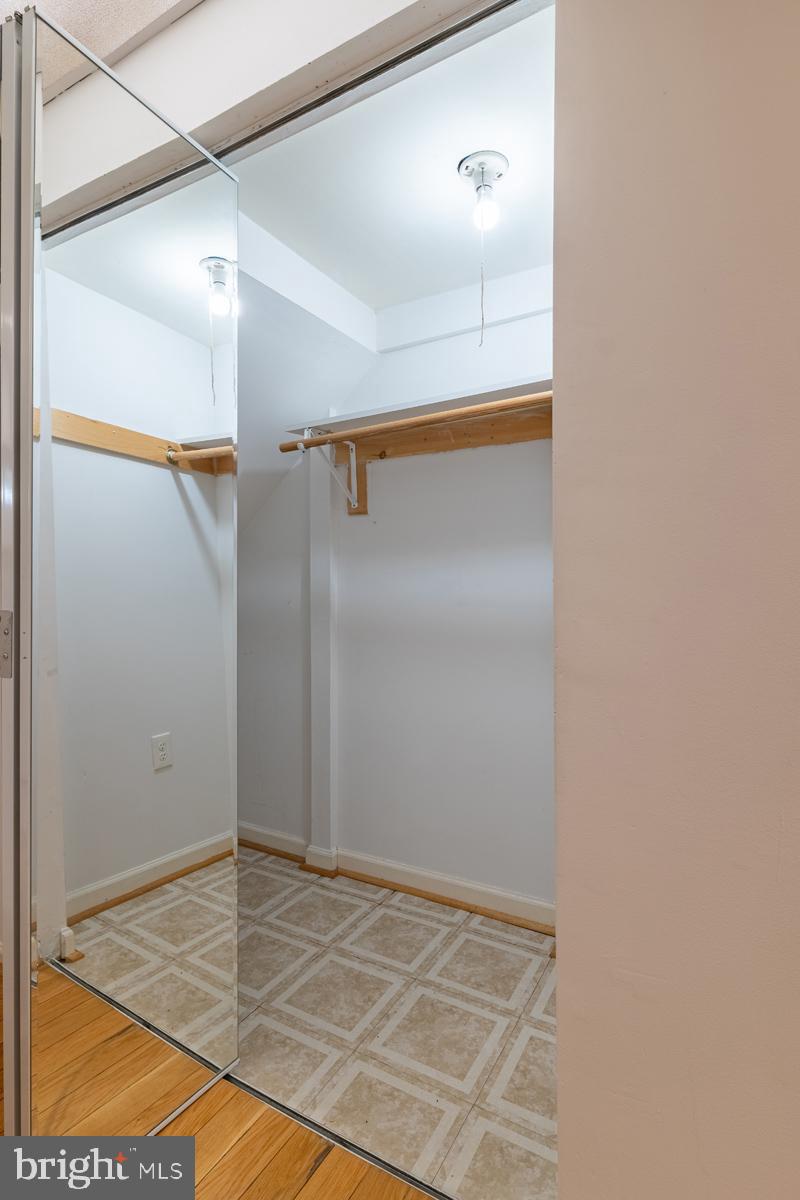 KEENE MILL WOODS - Residential Lease