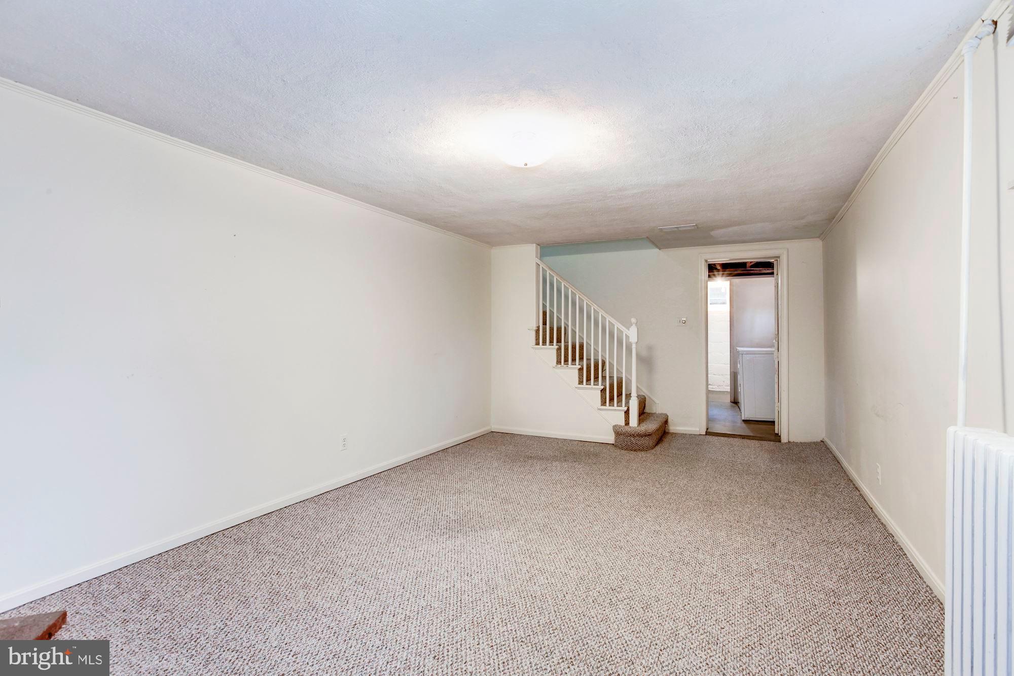 WOODSIDE PARK - Residential Lease