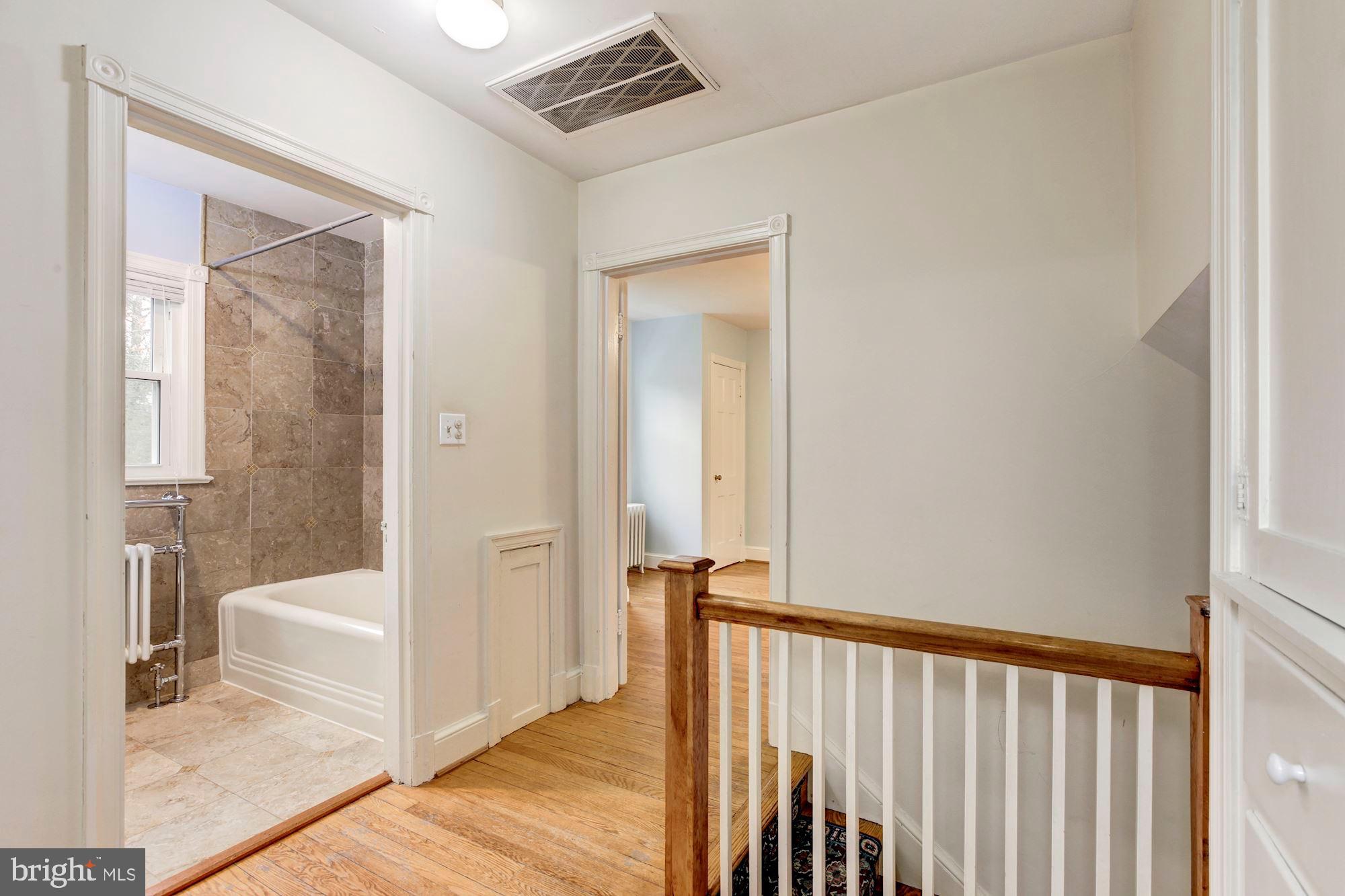 WOODSIDE PARK - Residential Lease