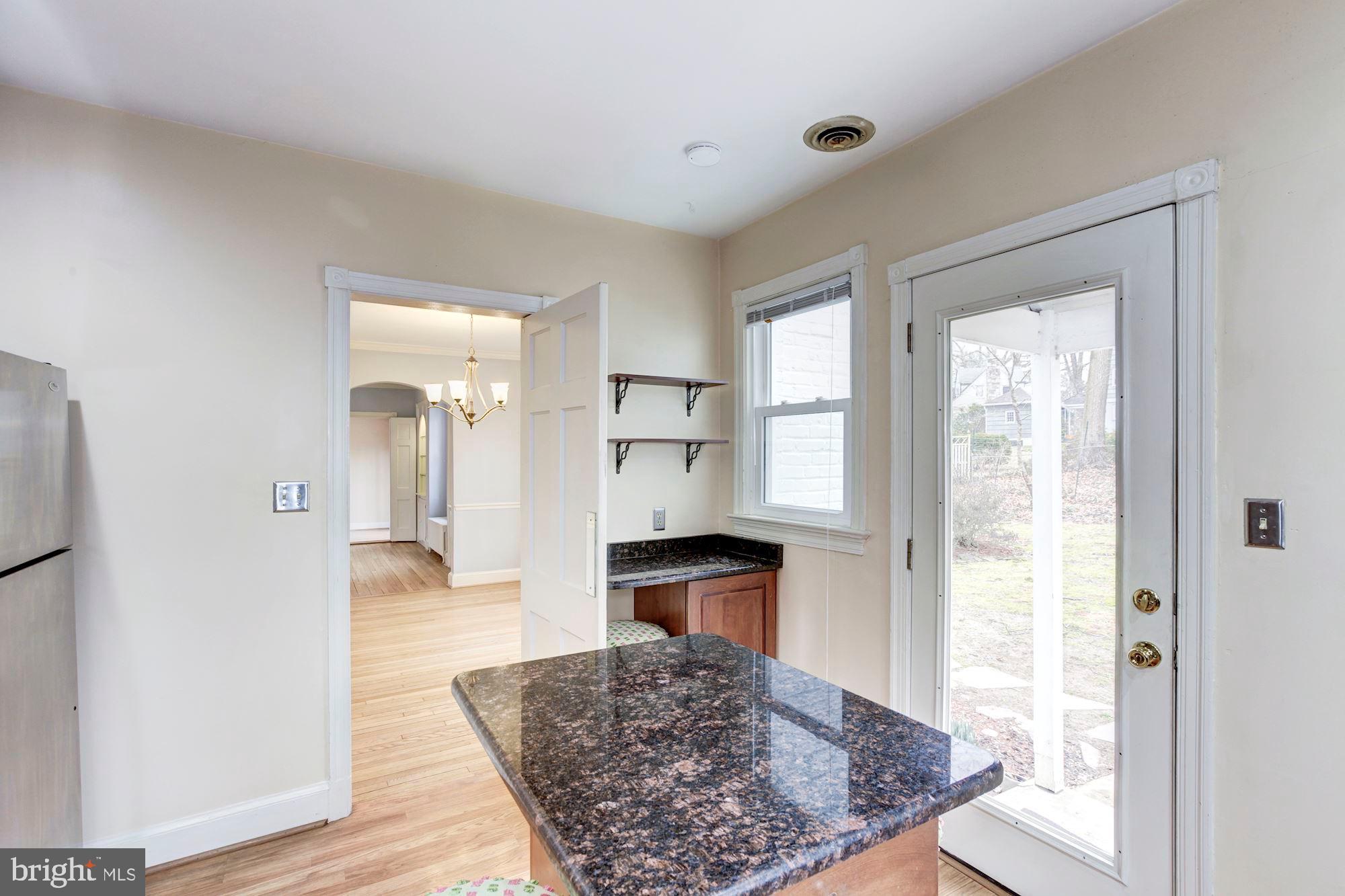 WOODSIDE PARK - Residential Lease