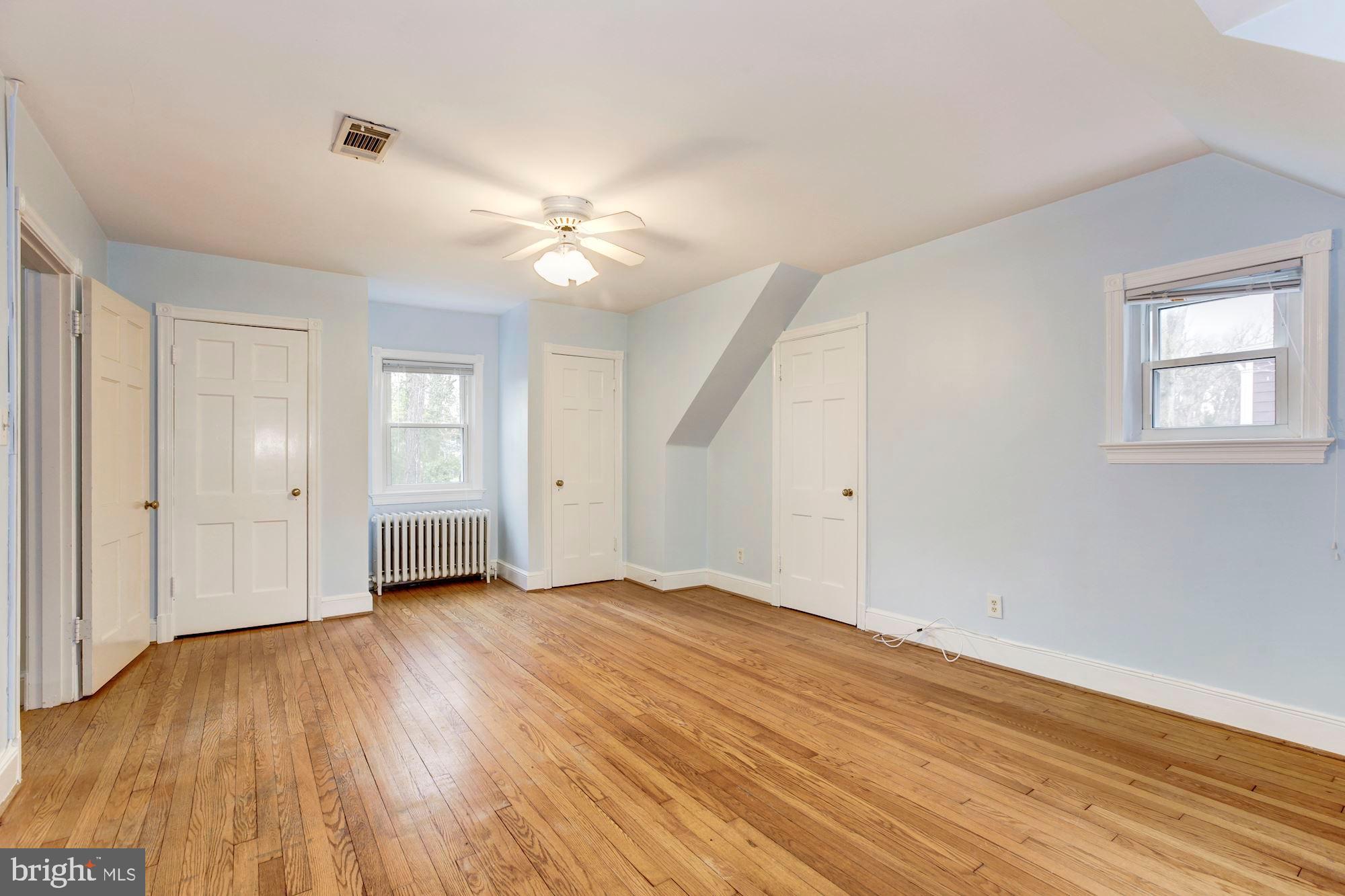 WOODSIDE PARK - Residential Lease