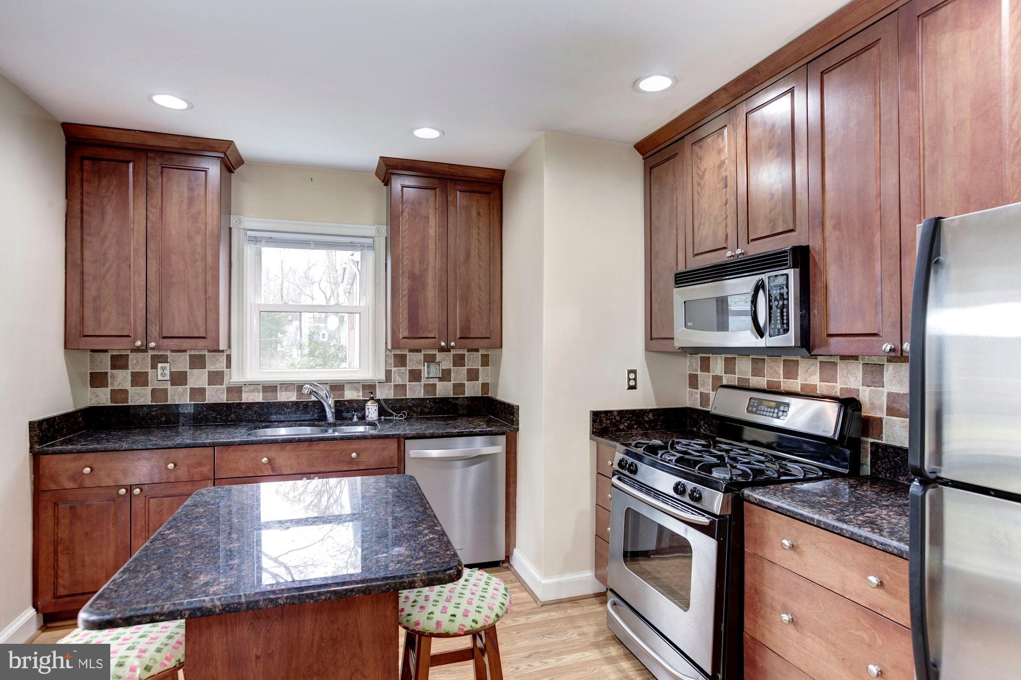 WOODSIDE PARK - Residential Lease