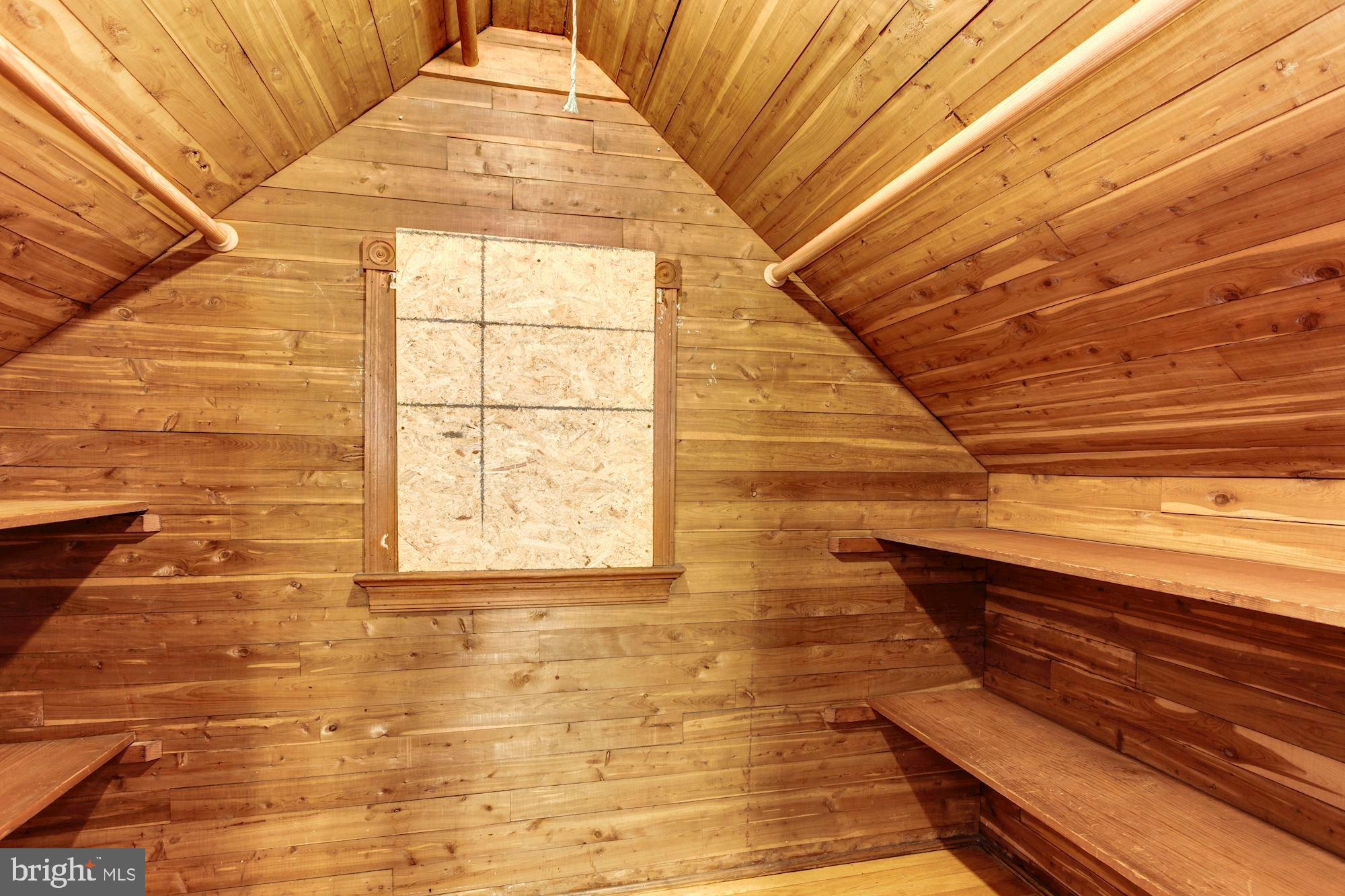 WOODSIDE PARK - Residential Lease