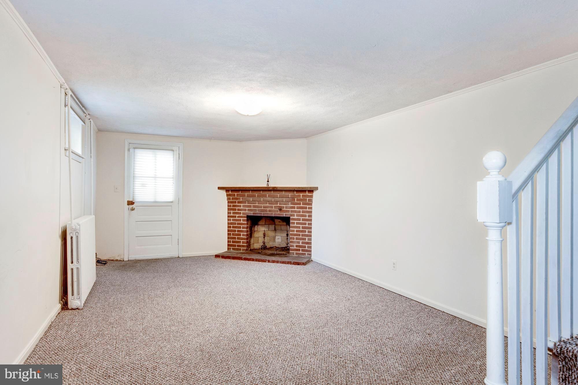 WOODSIDE PARK - Residential Lease