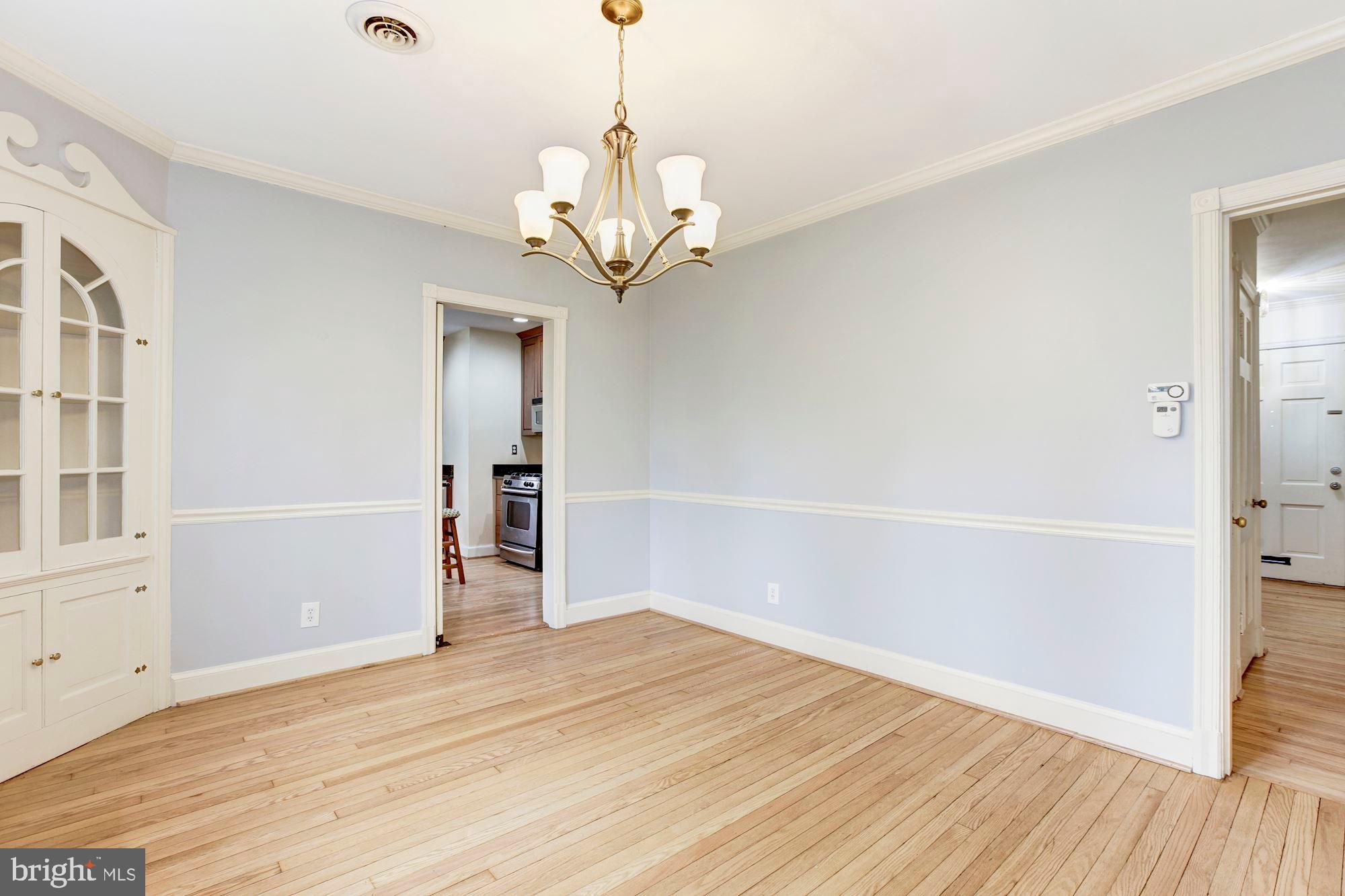 WOODSIDE PARK - Residential Lease