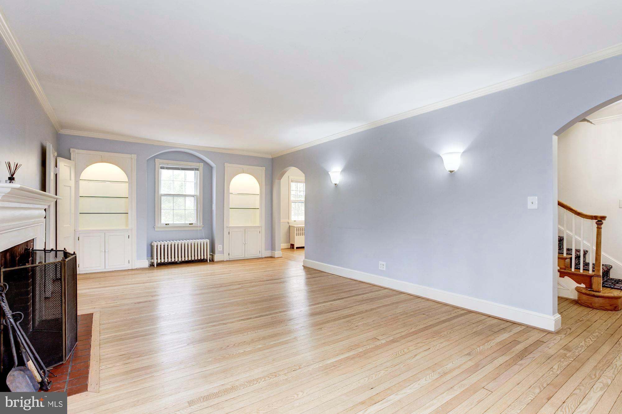 WOODSIDE PARK - Residential Lease