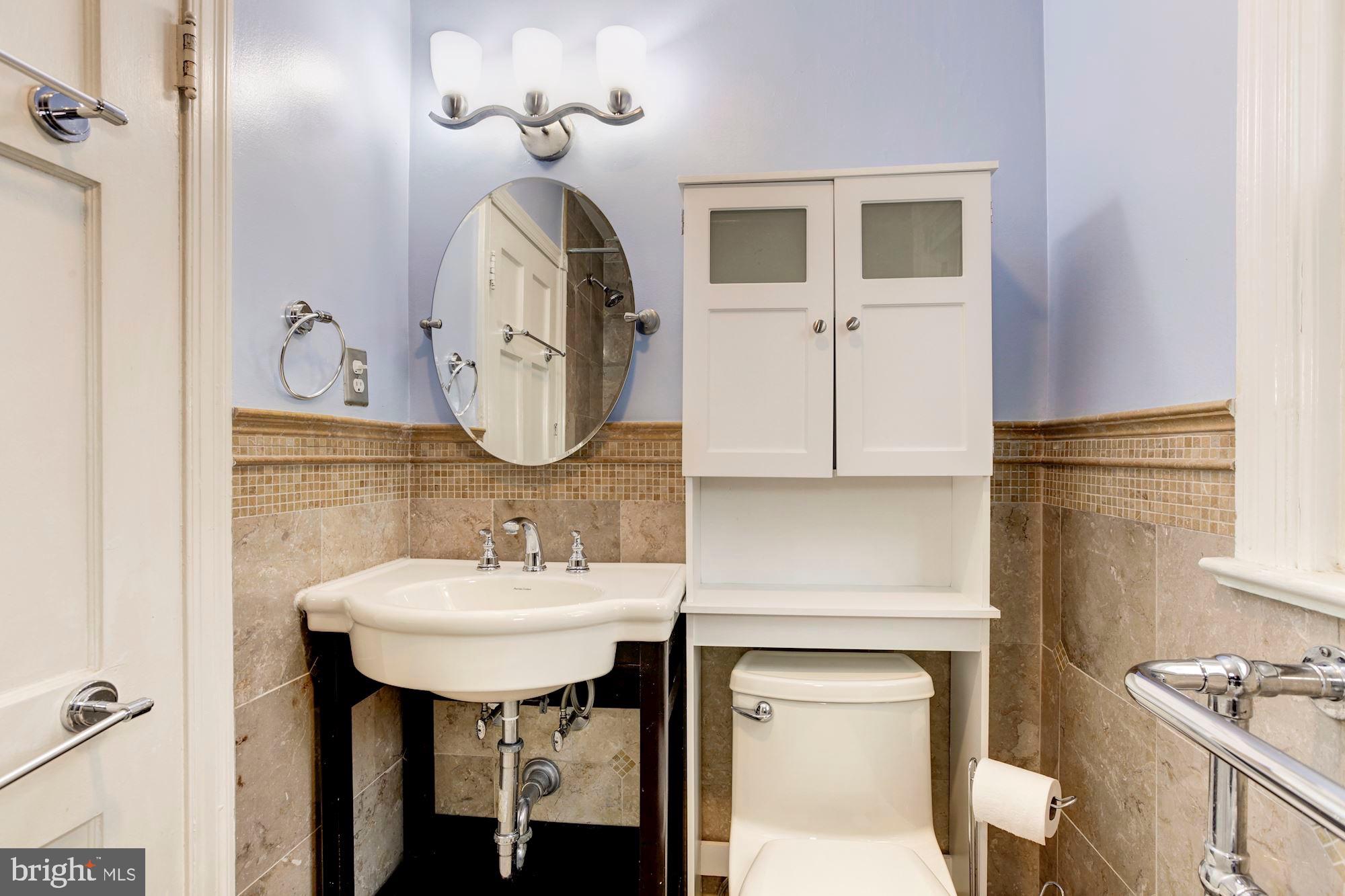 WOODSIDE PARK - Residential Lease