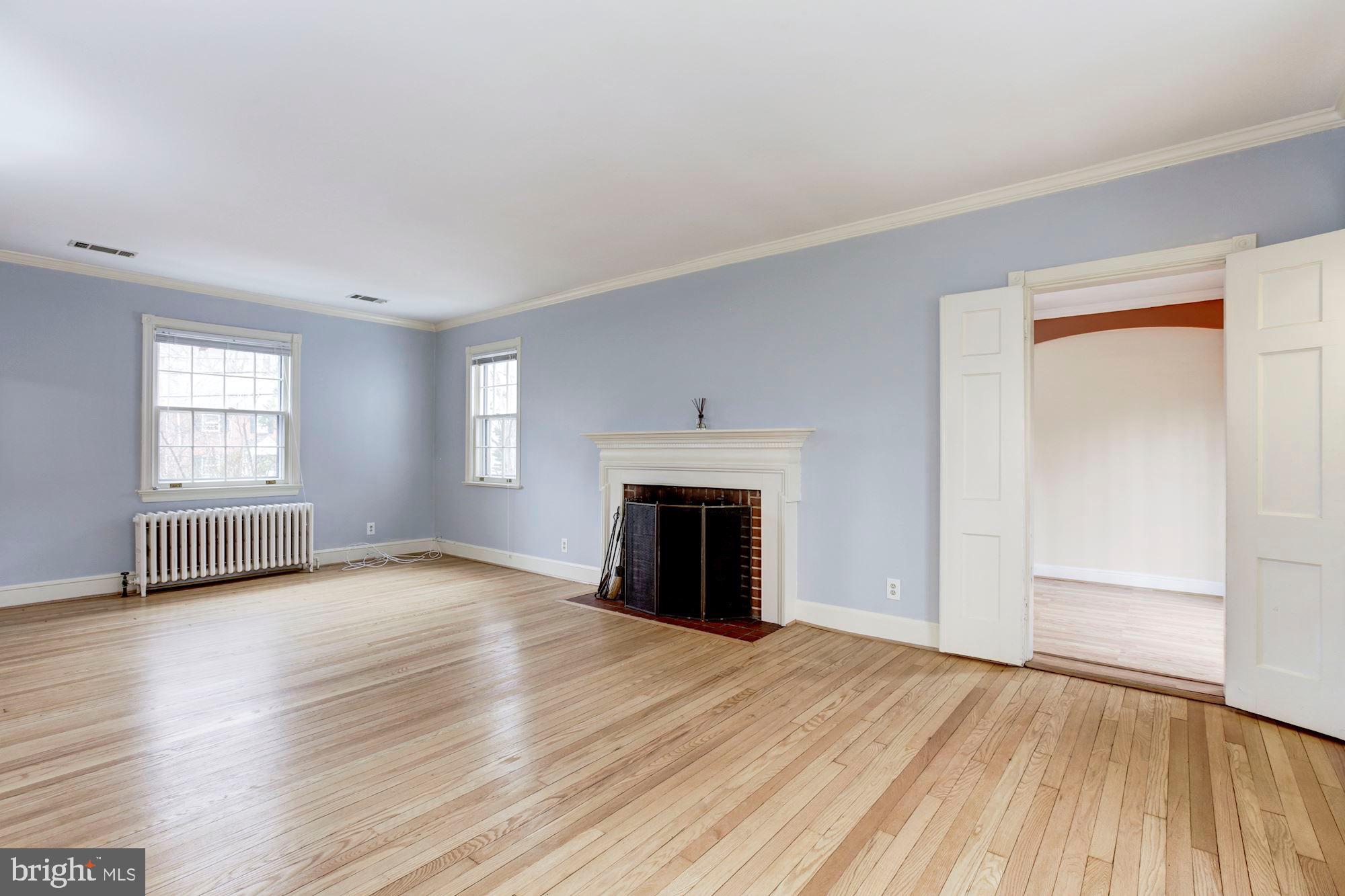 WOODSIDE PARK - Residential Lease